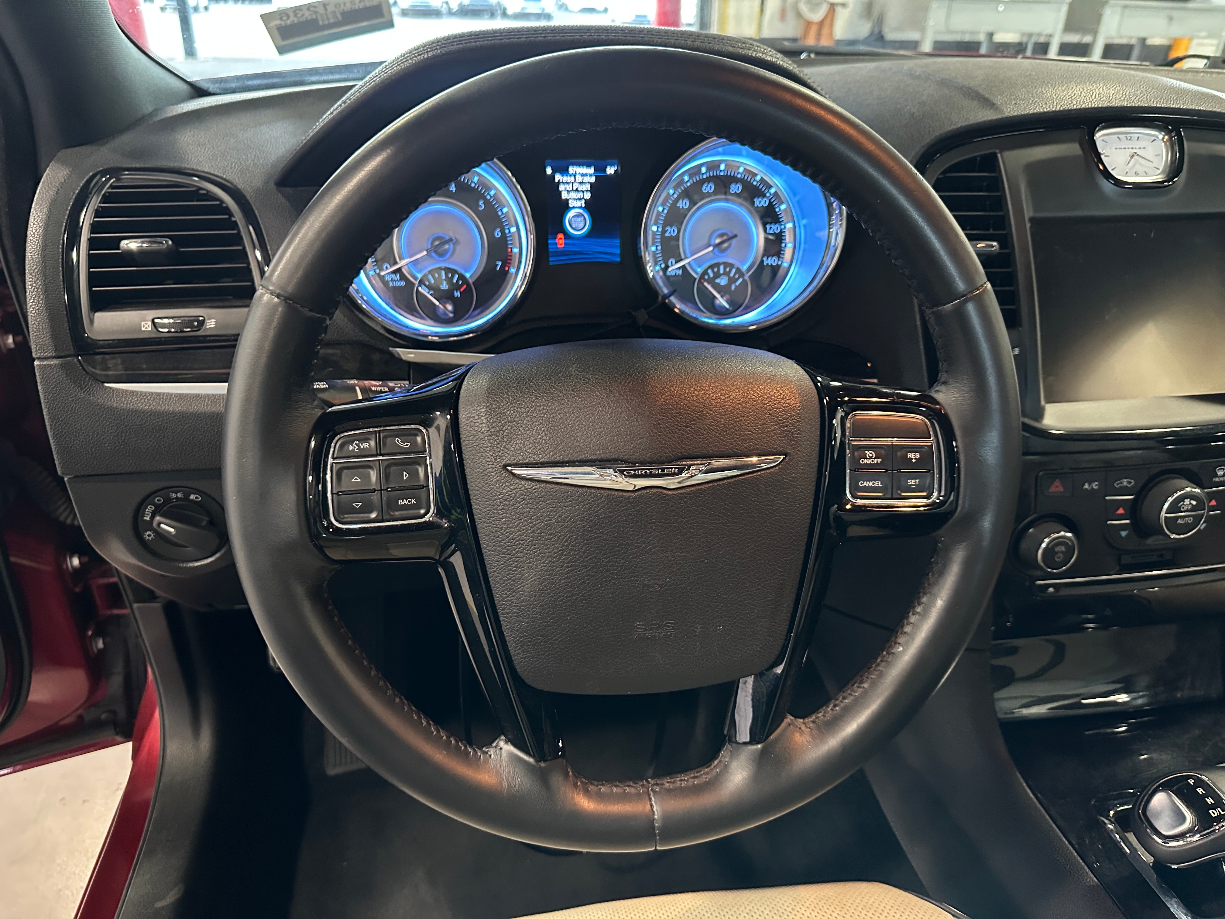 2014 Chrysler 300  5