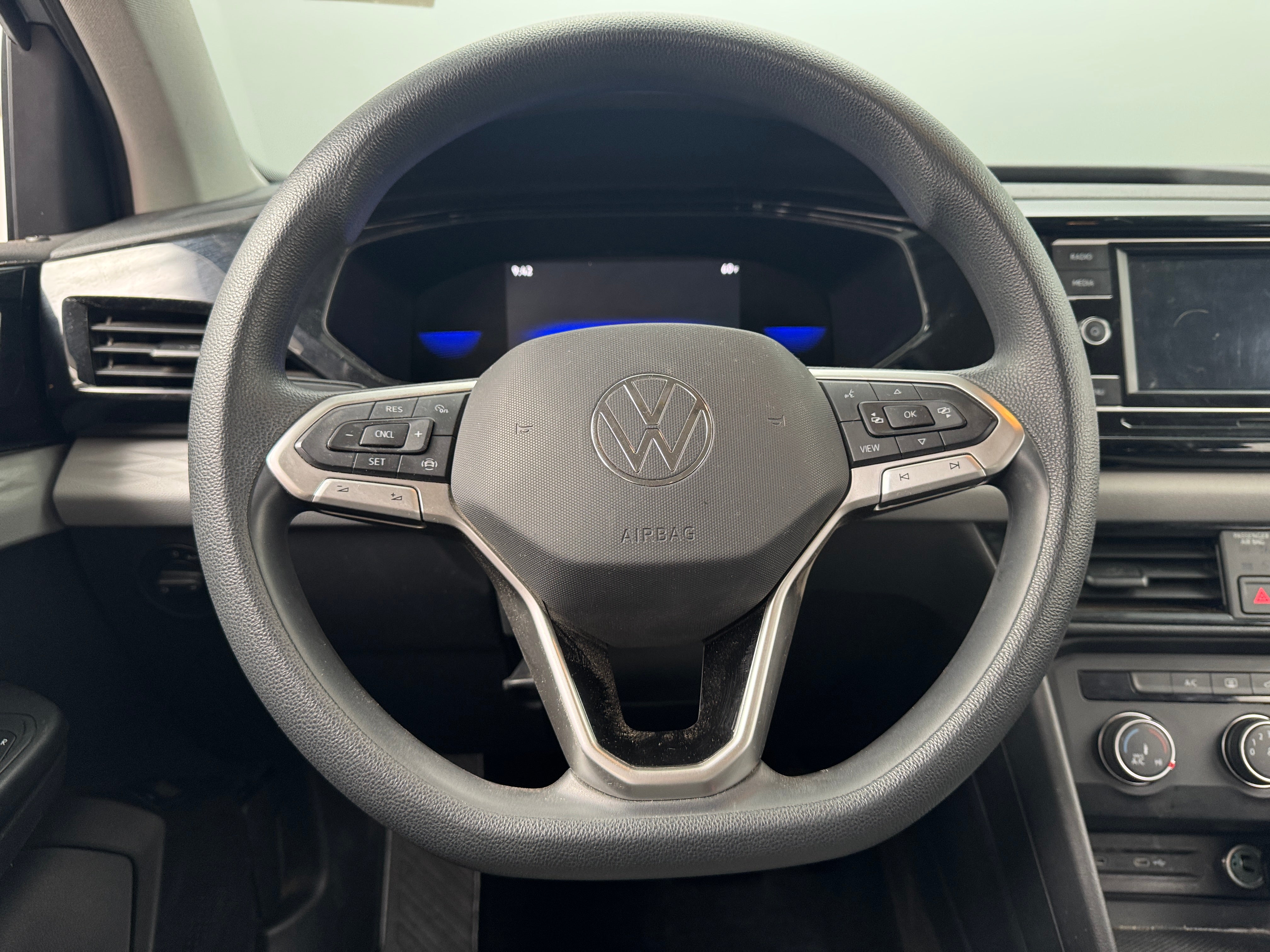 2022 Volkswagen Taos S 5