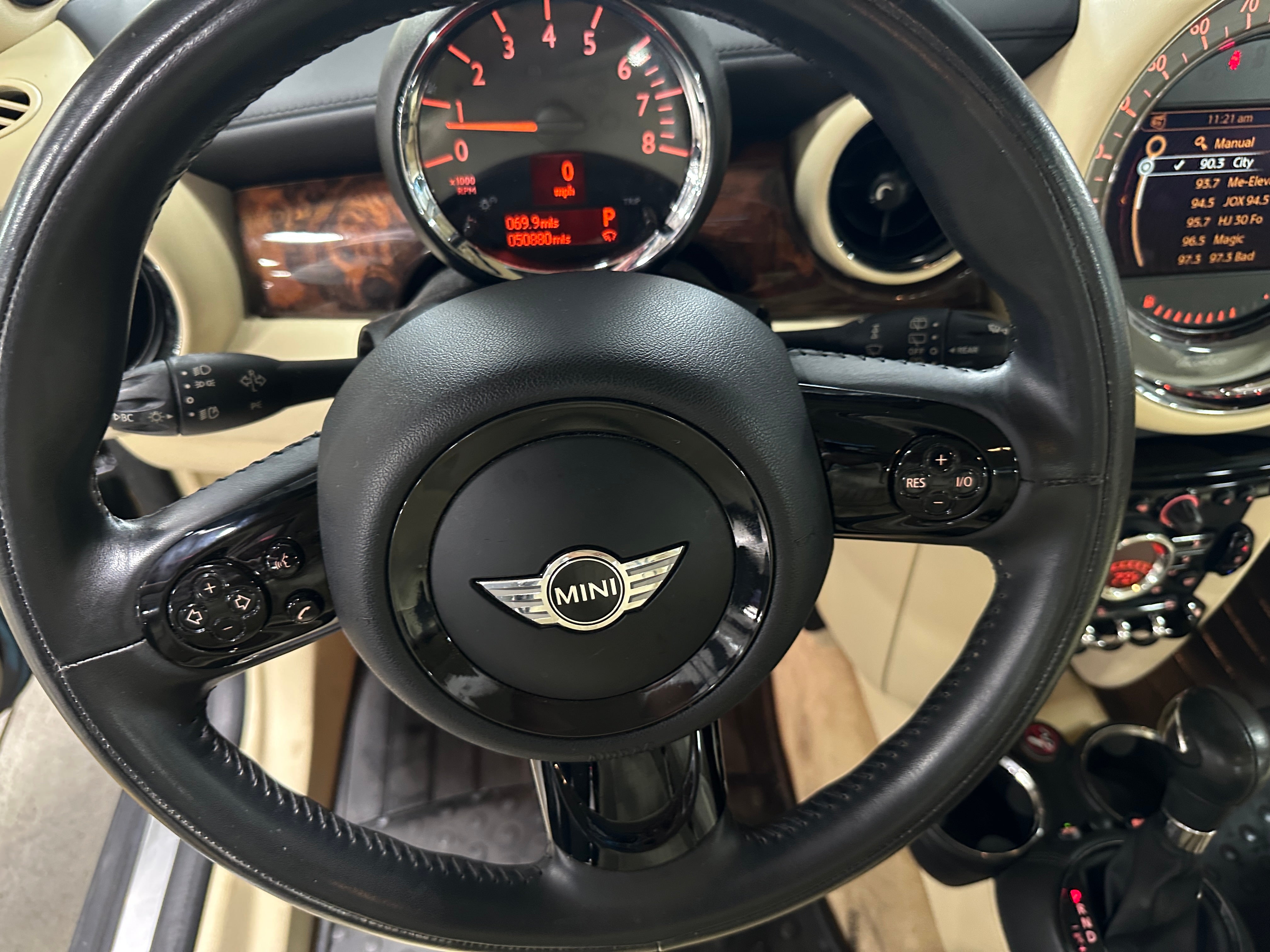 2012 MINI Cooper Hardtop S 4