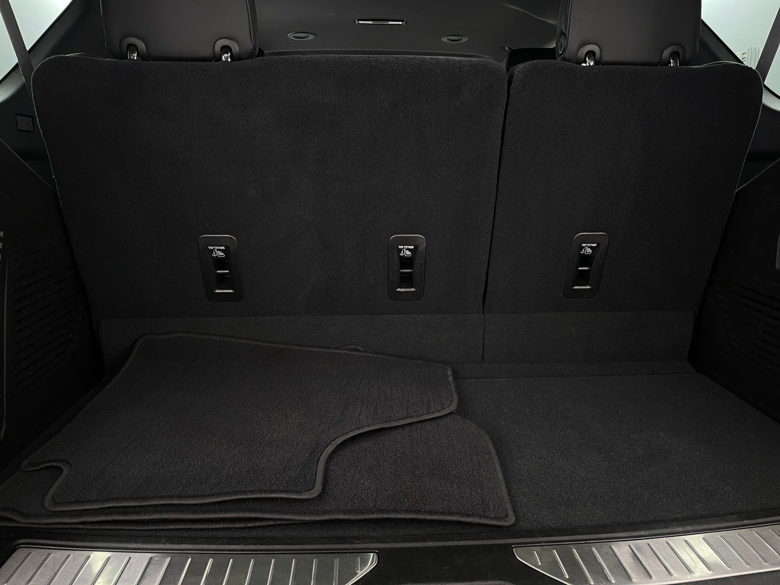 Thumbnail: 2021 Chevrolet Tahoe - 6