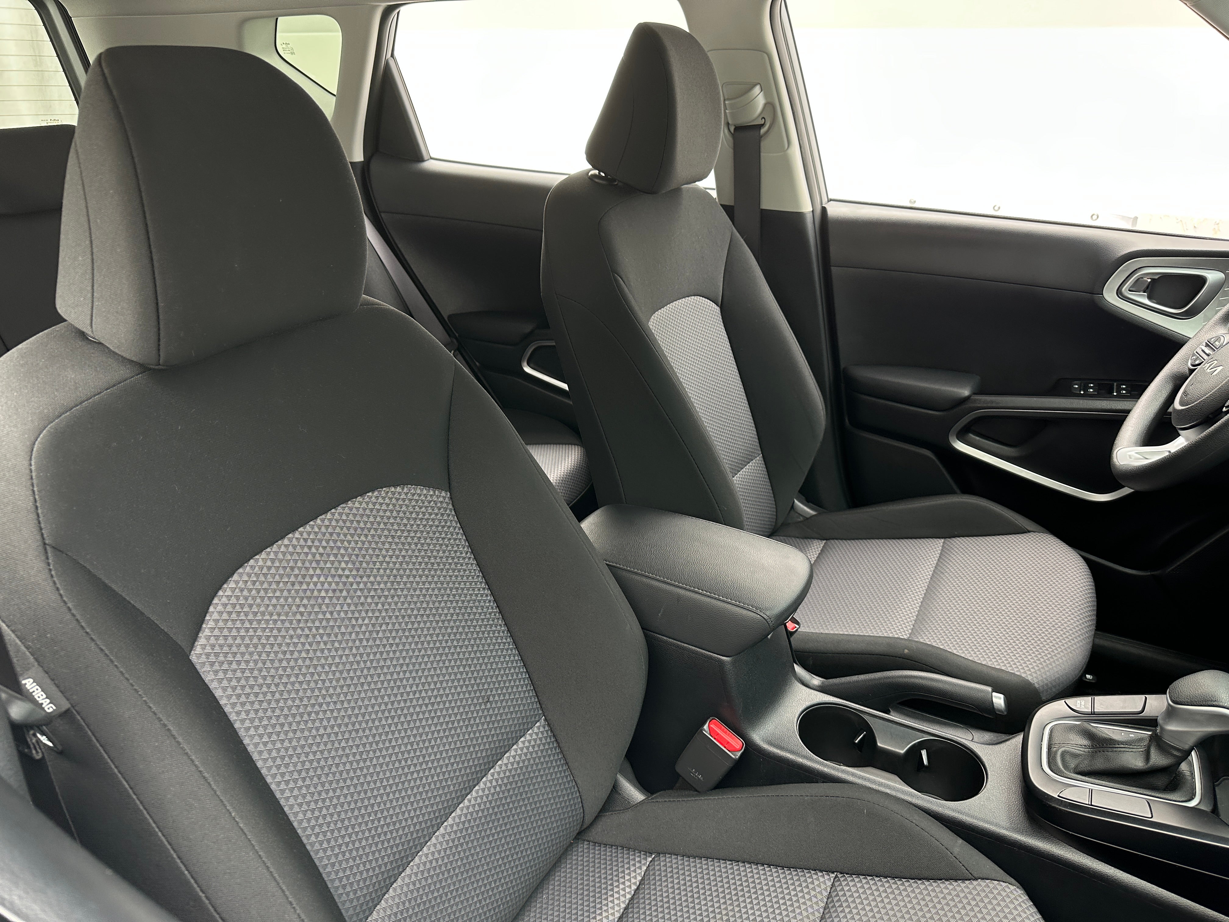 2024 Kia Soul LX 2