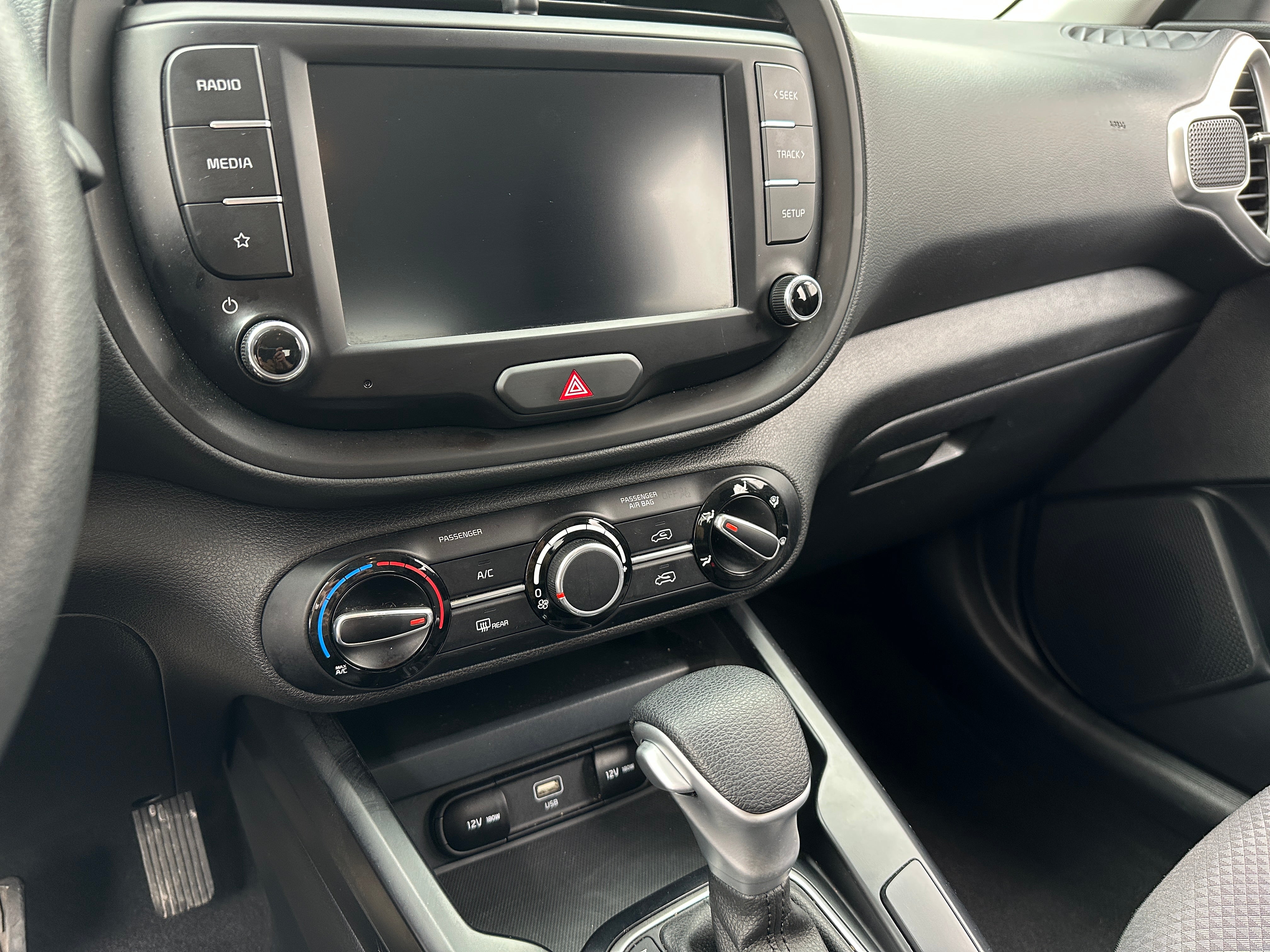 2024 Kia Soul LX 4