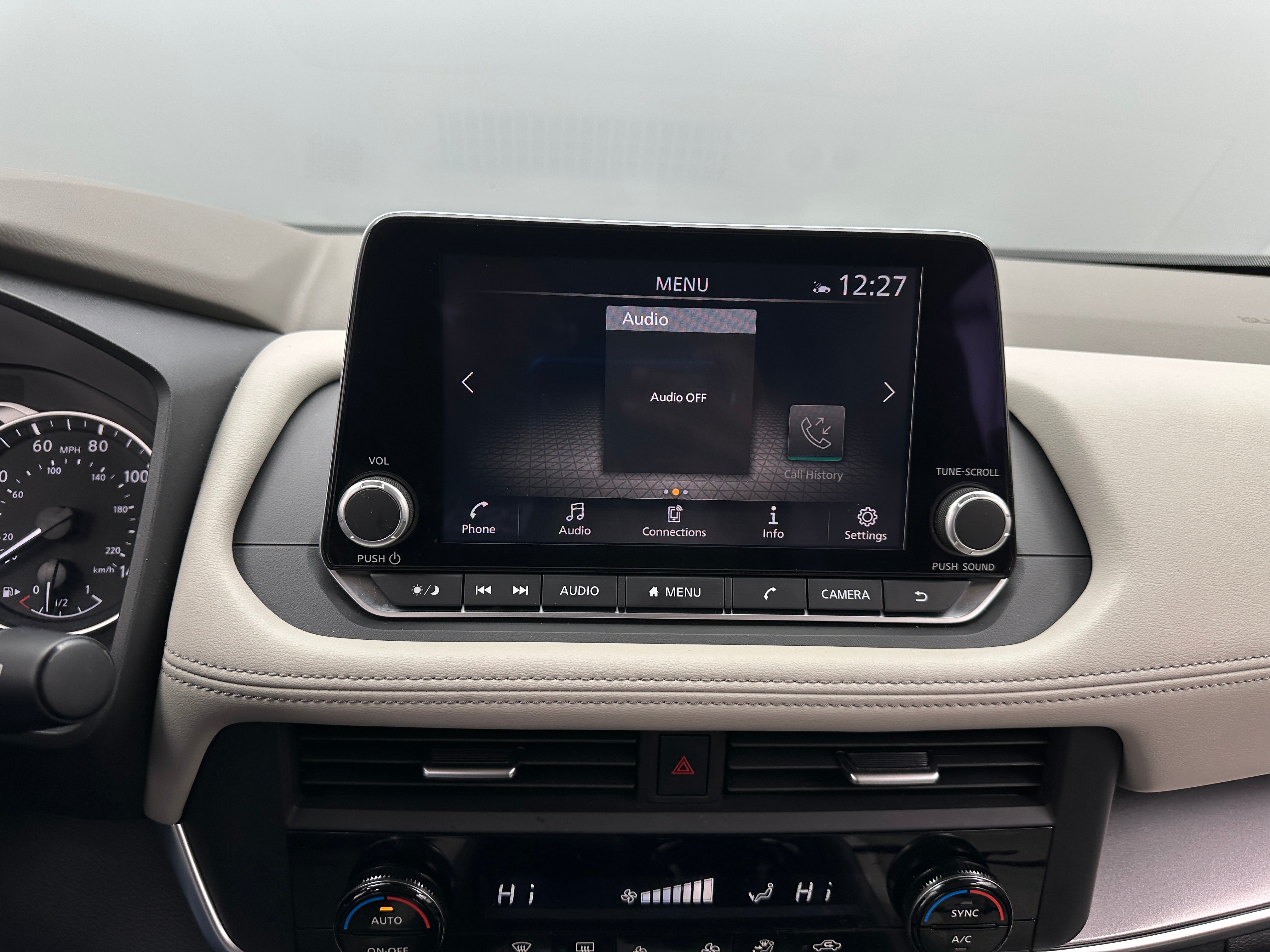 2024 Nissan Rogue SV 4