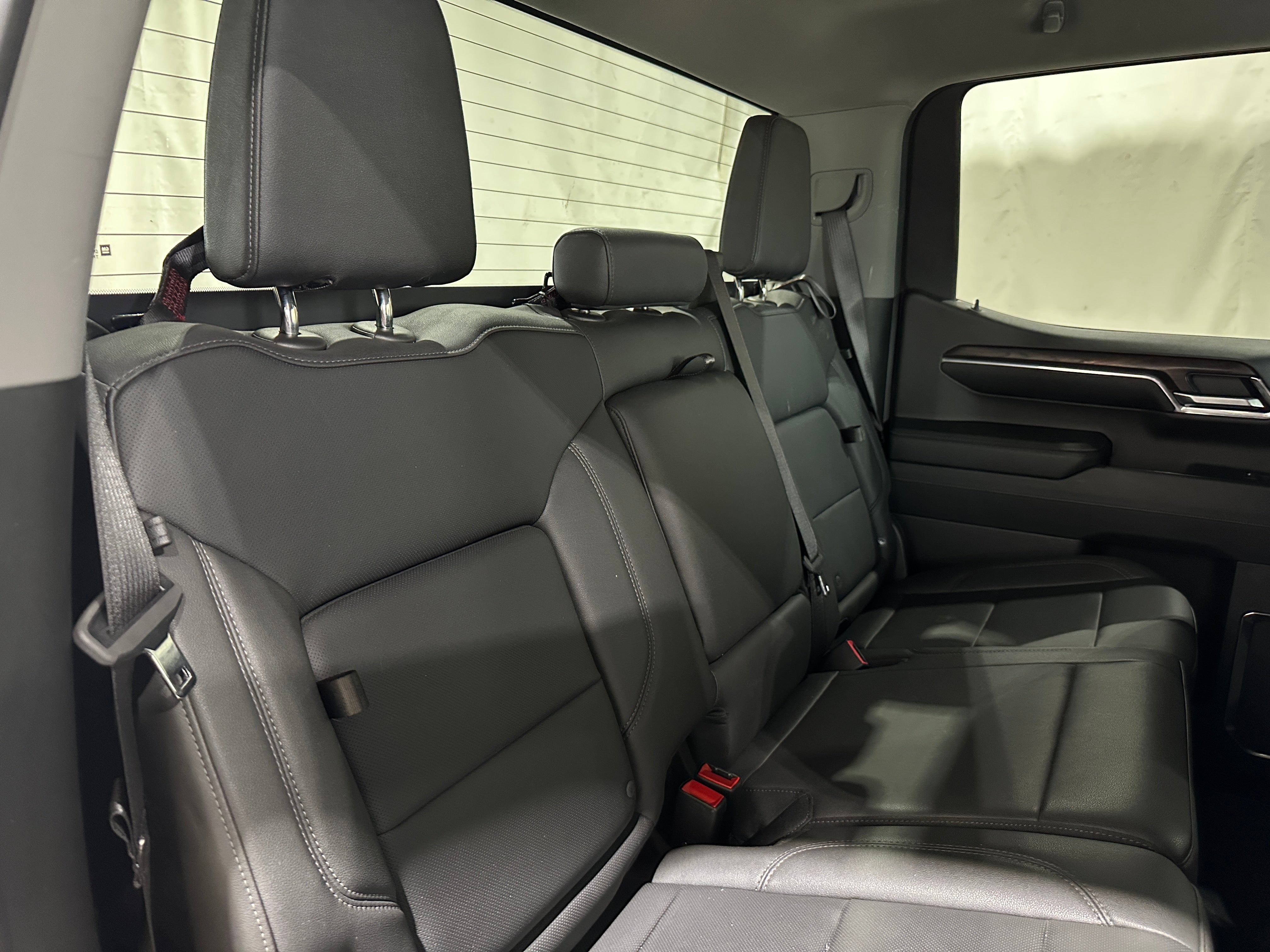 2024 GMC Sierra 1500 SLT 5