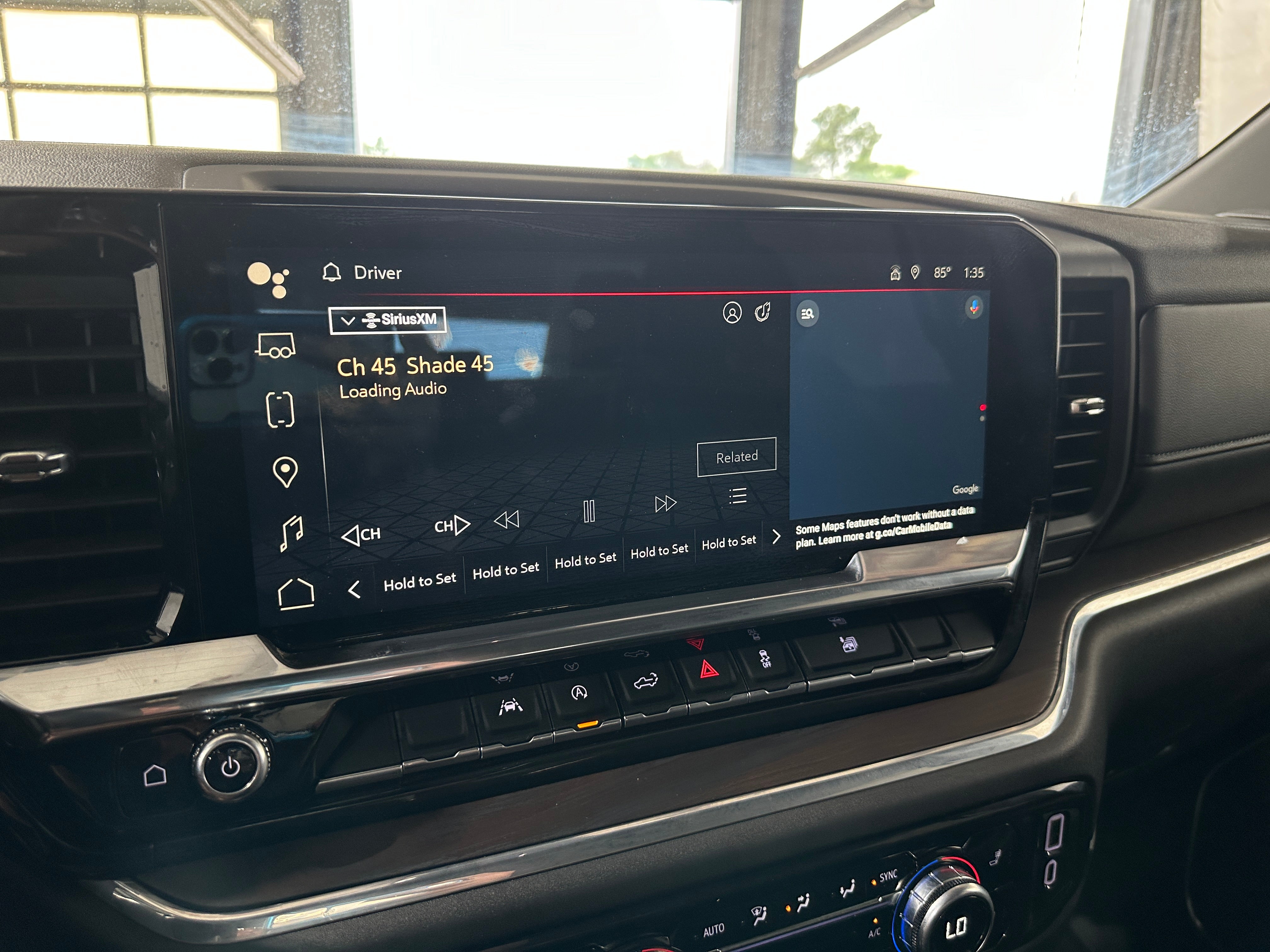 2024 GMC Sierra 1500 SLT 3
