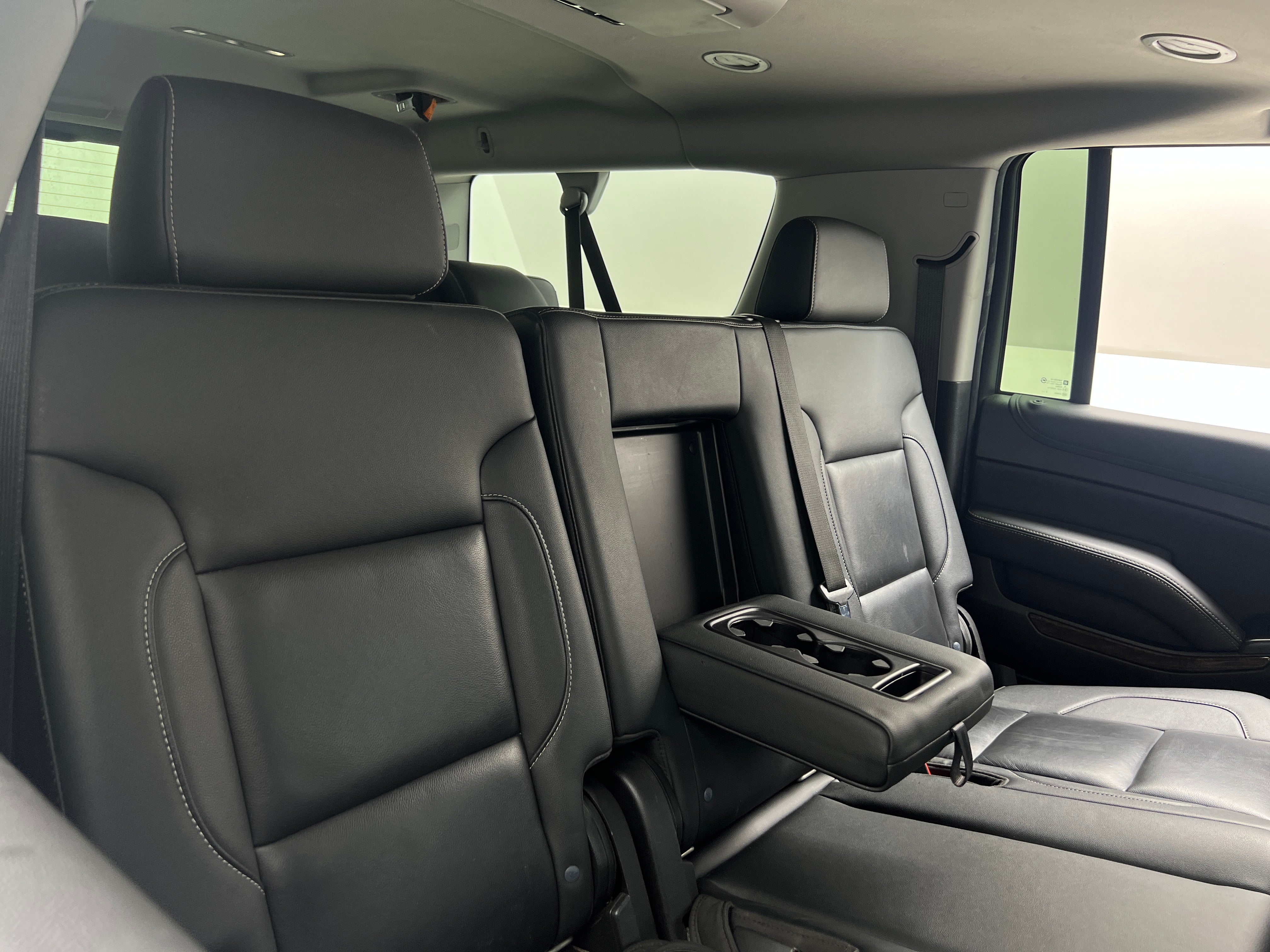 2020 Chevrolet Suburban LT 5