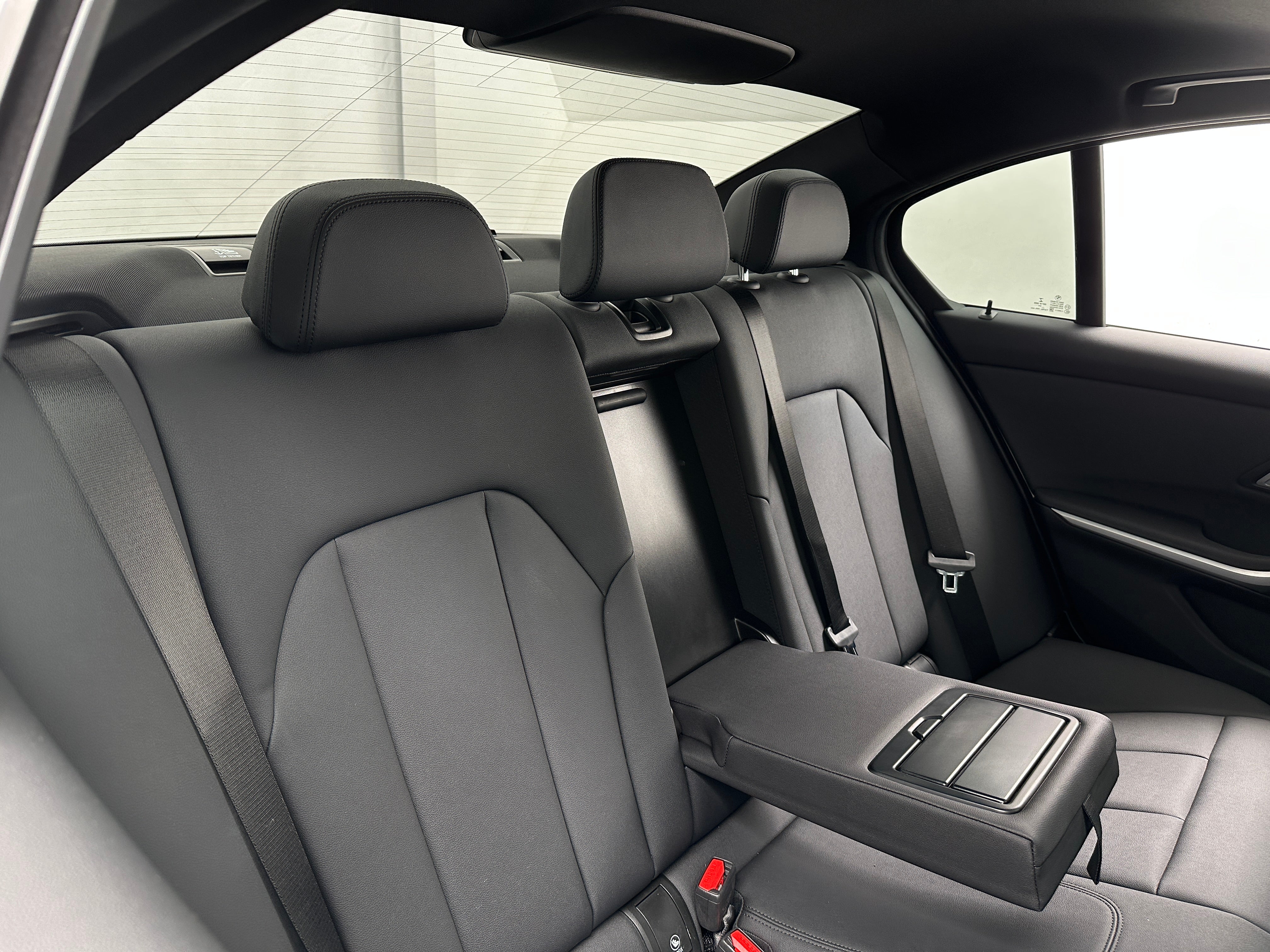 2021 BMW 3 Series 330i 6