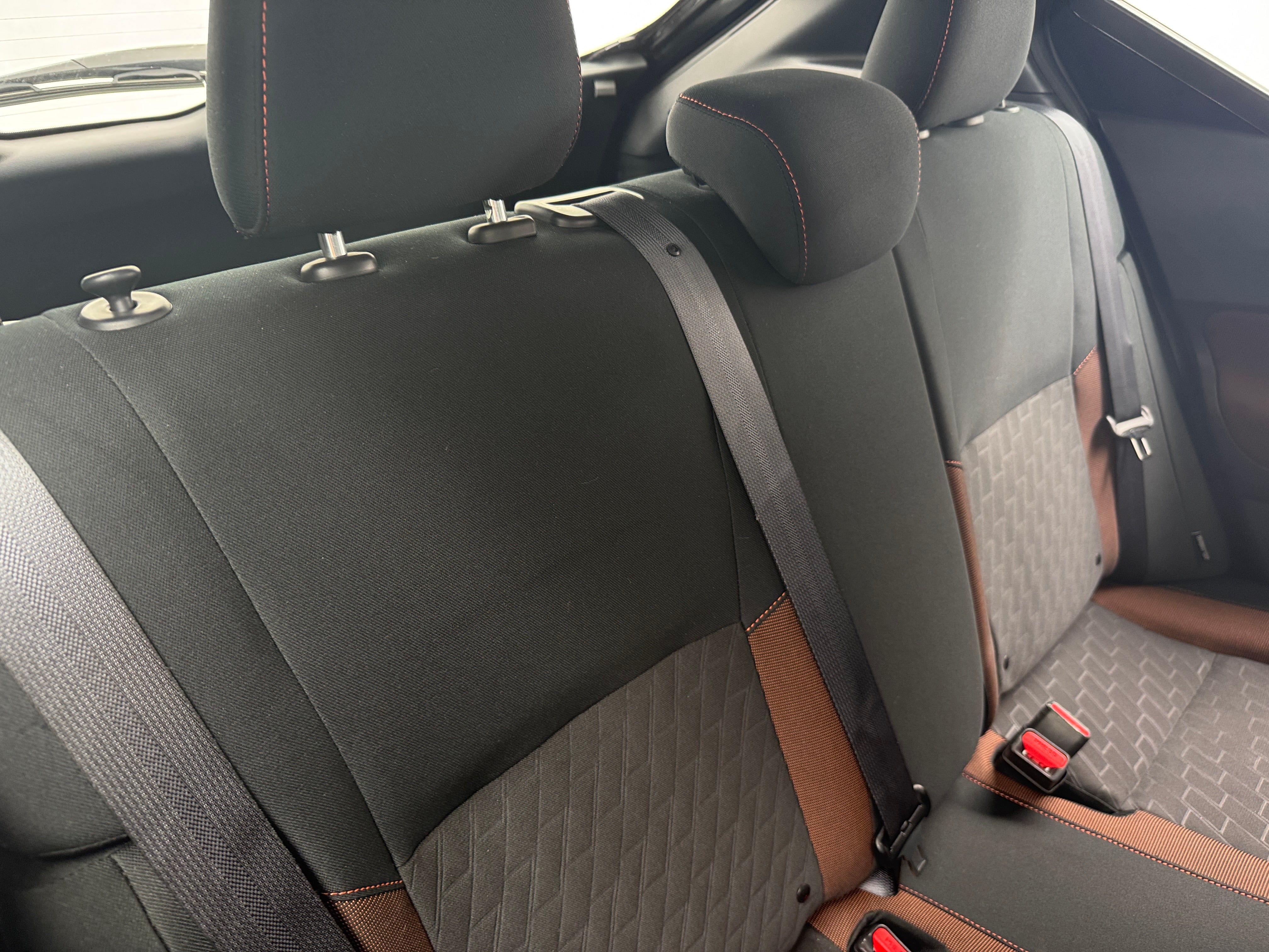 2024 Nissan Kicks SR 6