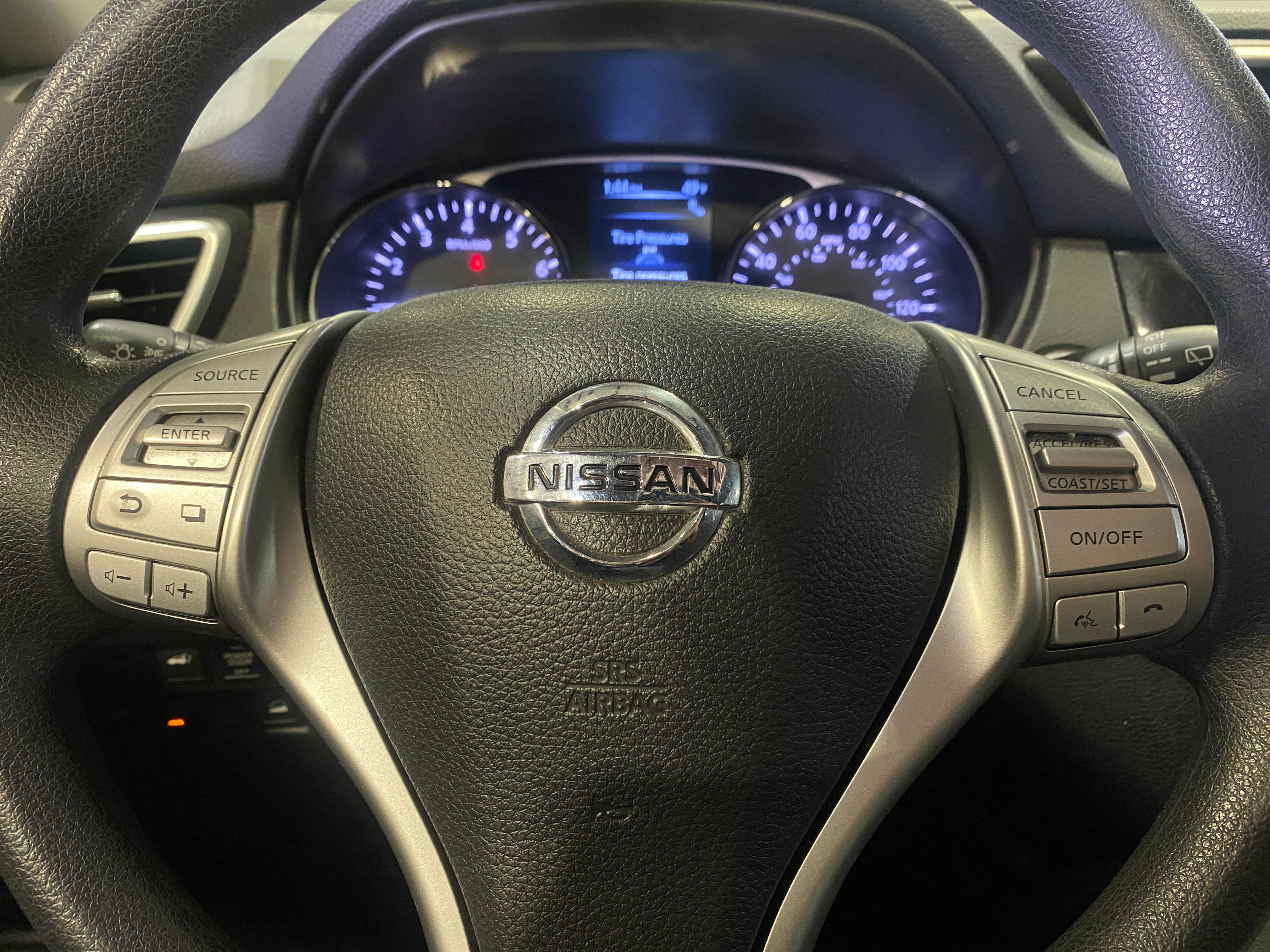 2016 Nissan Rogue SV 5