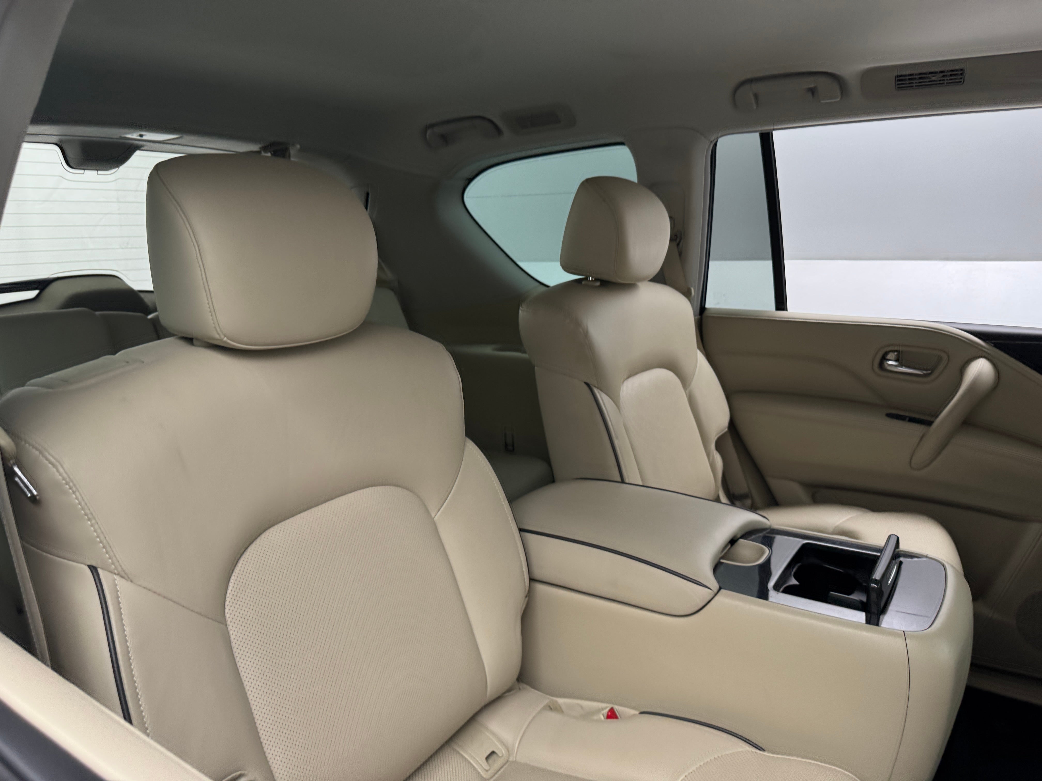 2023 INFINITI QX80 Luxe 5