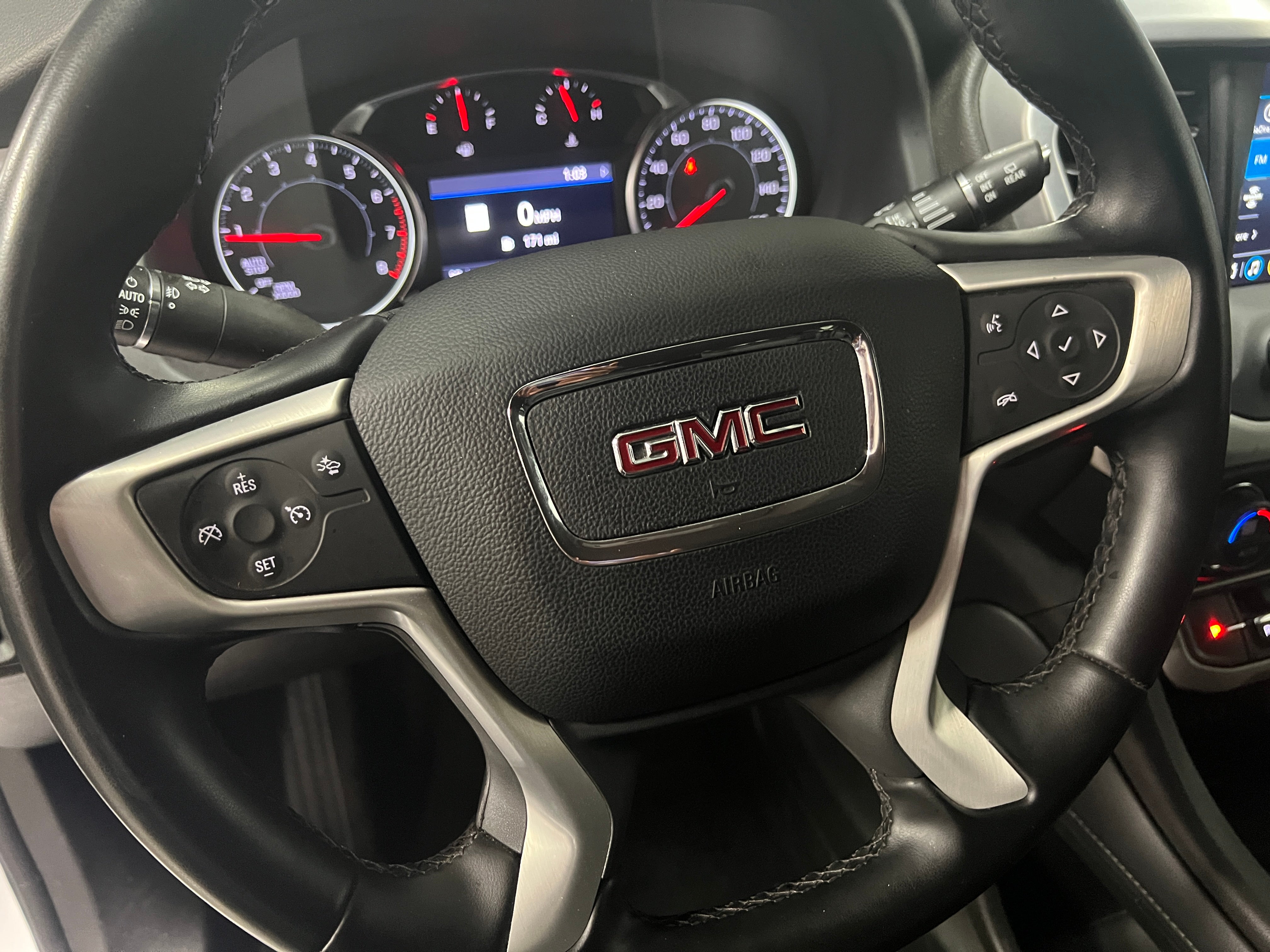 2023 GMC Acadia SLT 4
