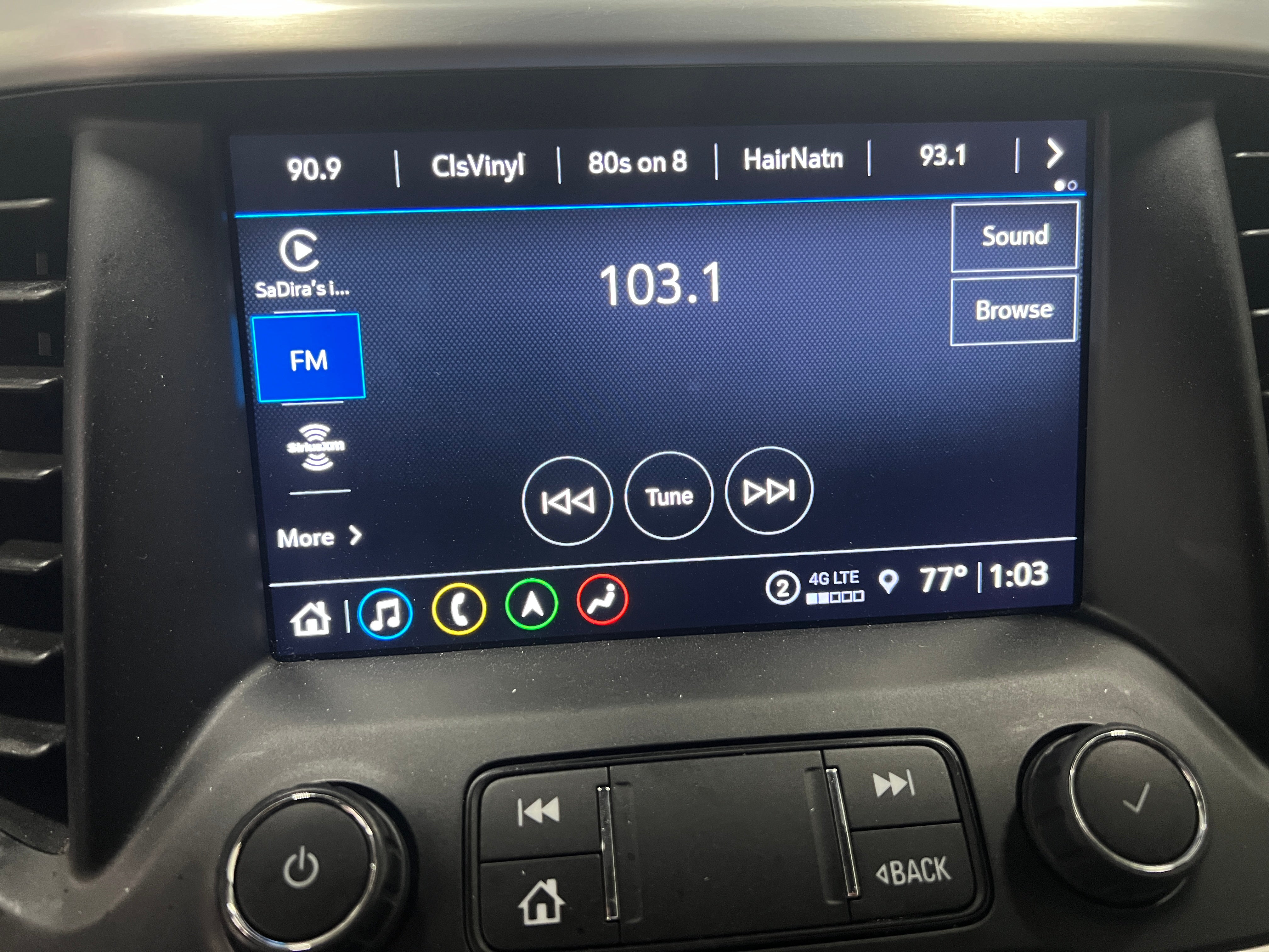 2023 GMC Acadia SLT 3