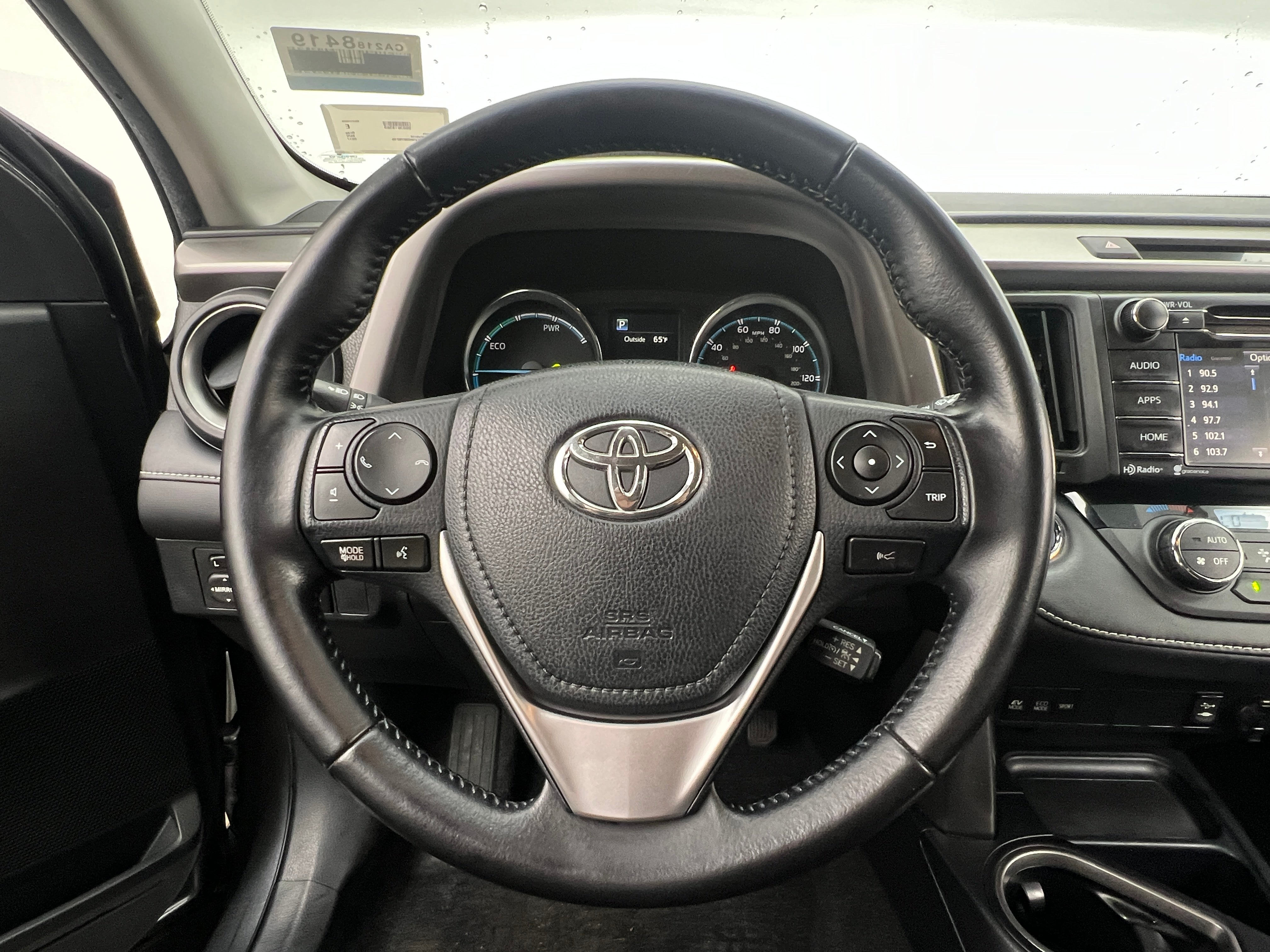 2017 Toyota RAV4 XLE 5