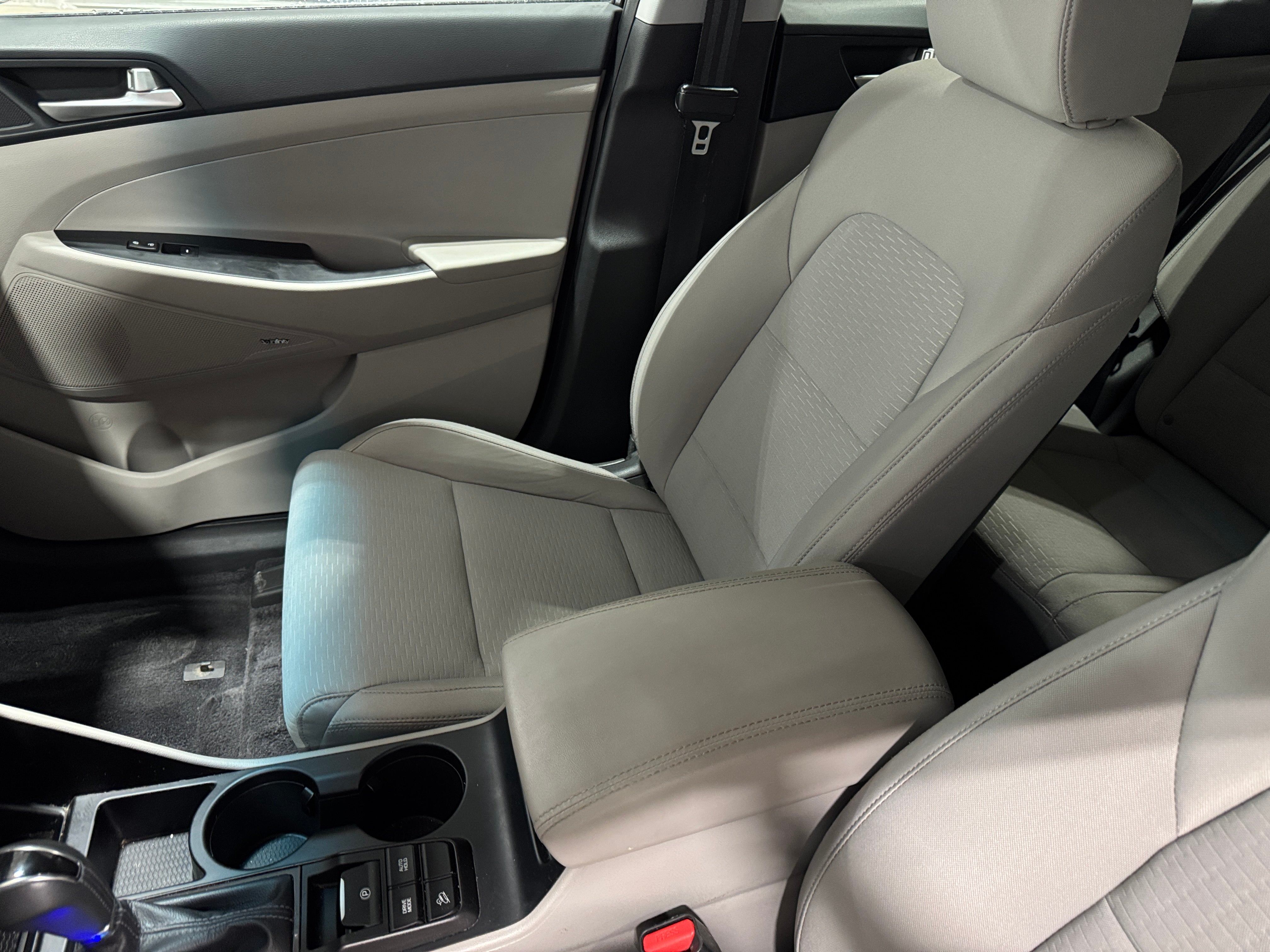 2020 Hyundai Tucson Sport 2