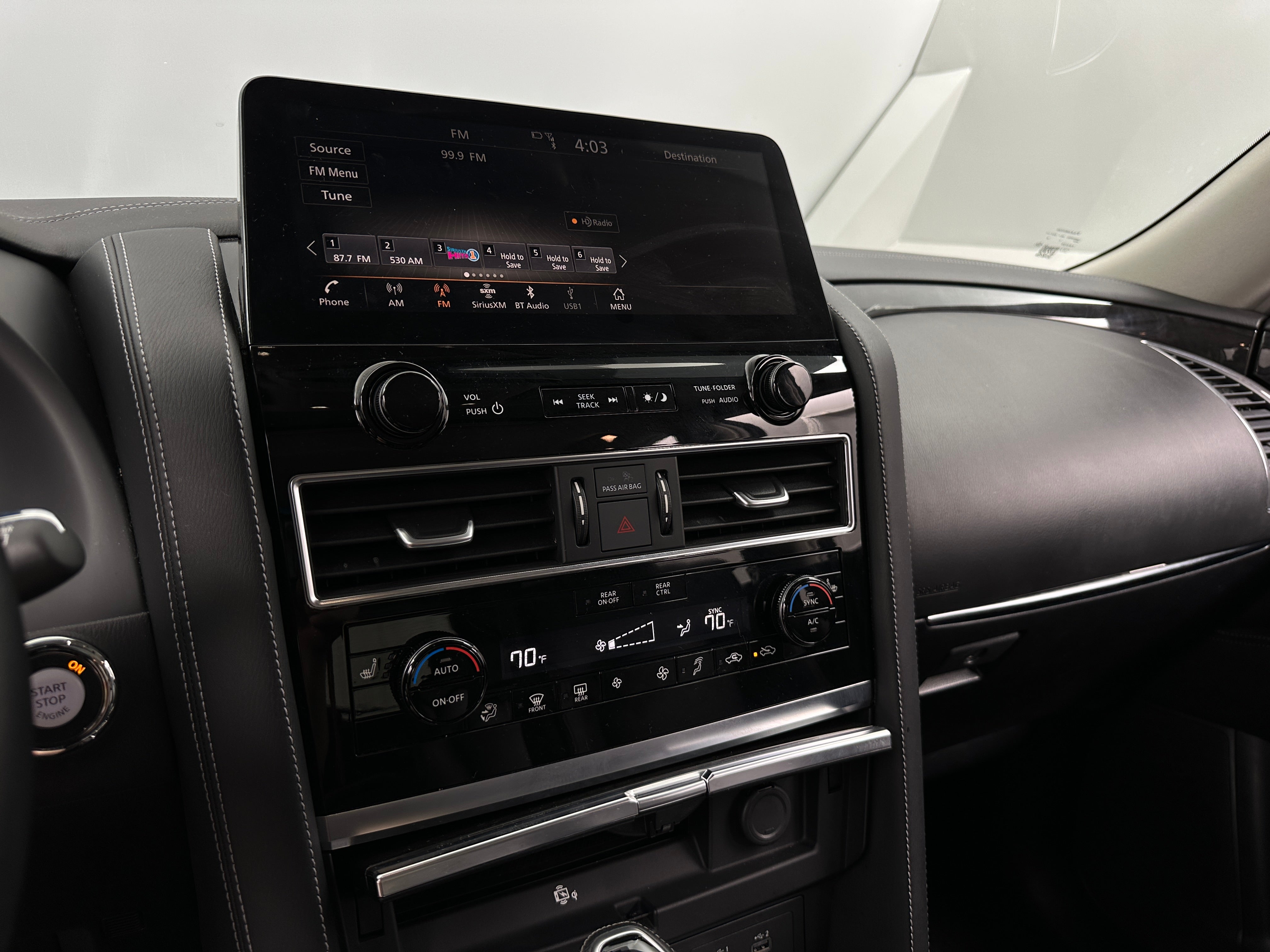 2024 INFINITI QX80 Luxe 3