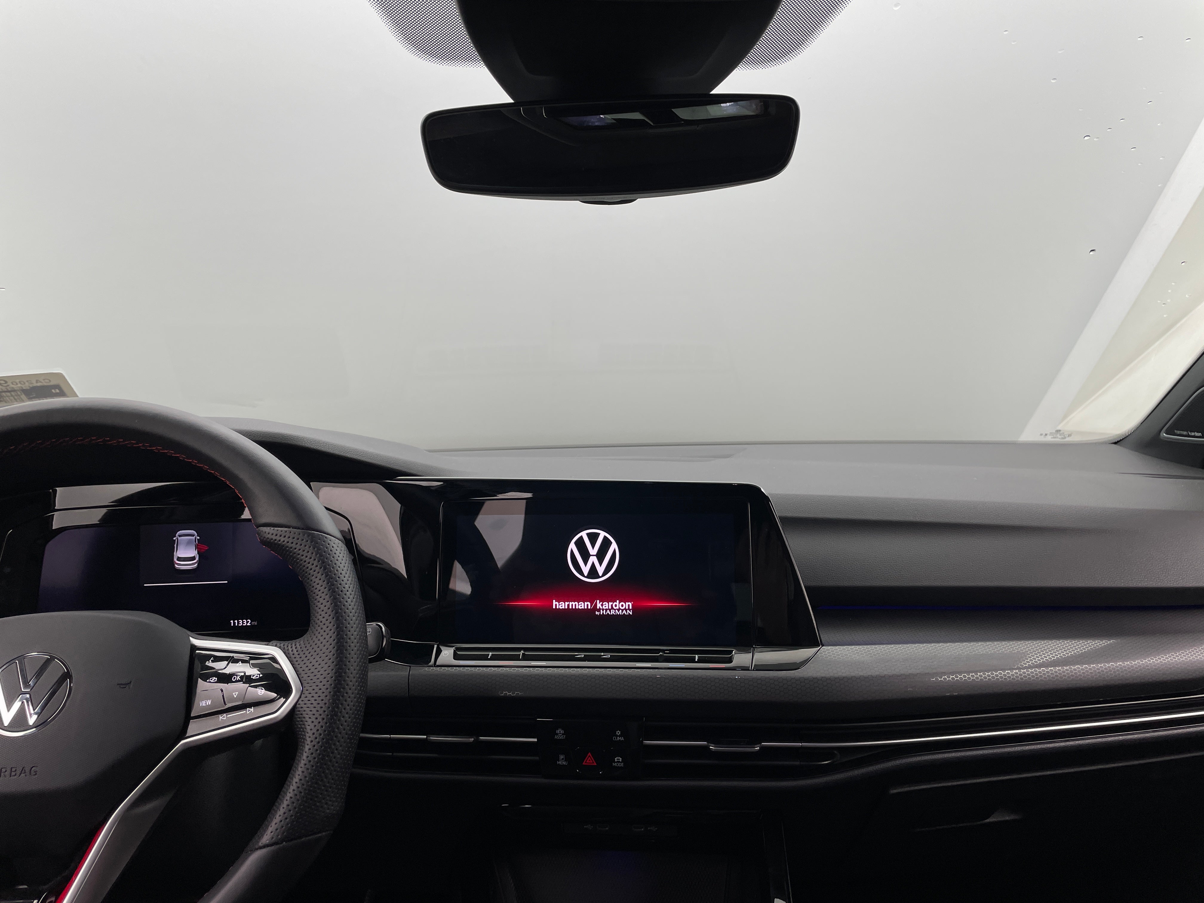 2023 Volkswagen Golf GTI Autobahn 2