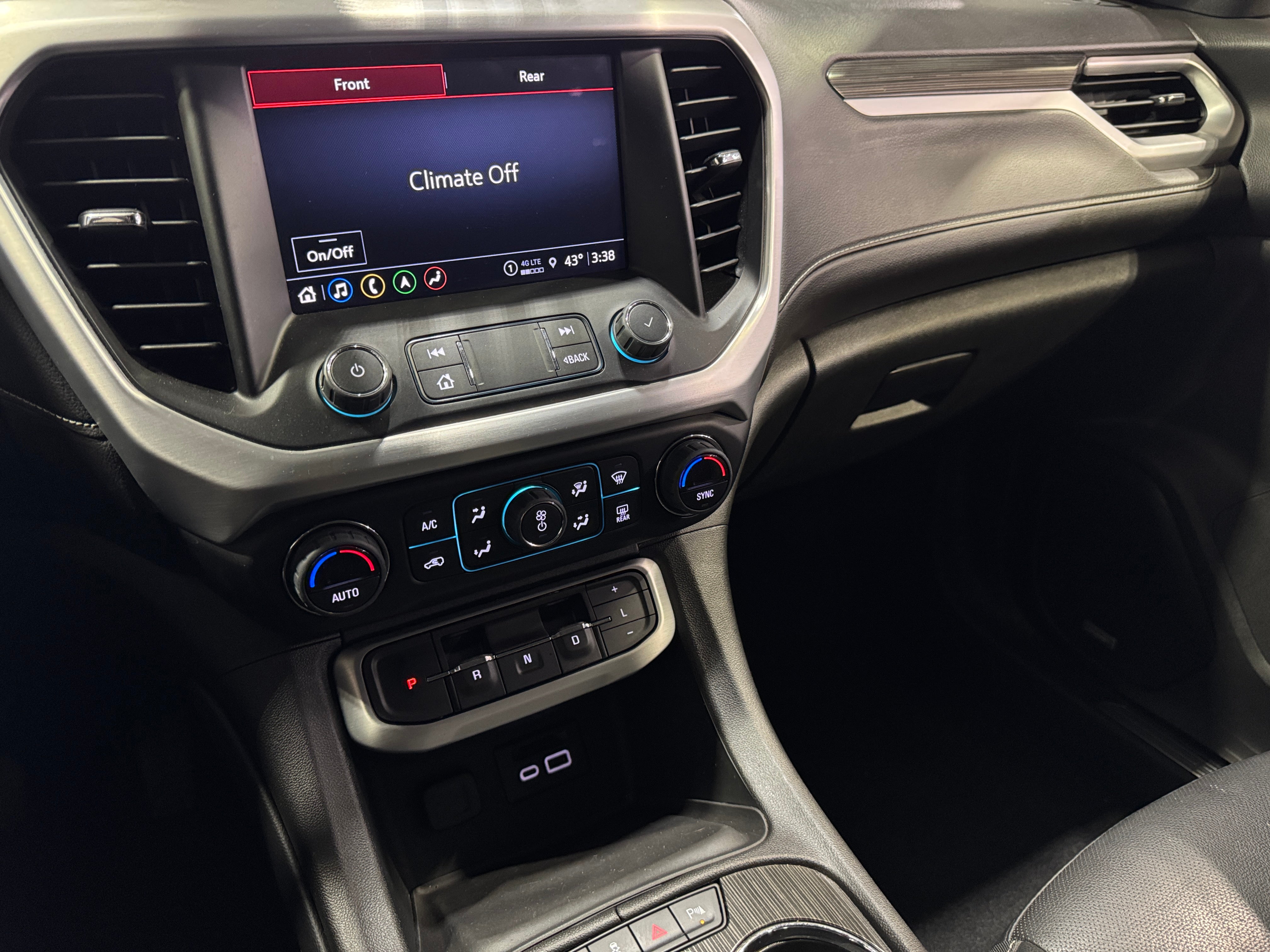 2024 GMC Terrain SLT 3