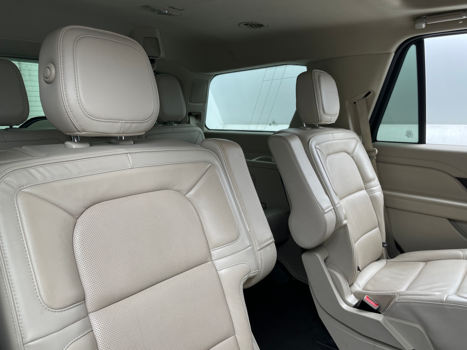Thumbnail: 2019 Lincoln Navigator - 5