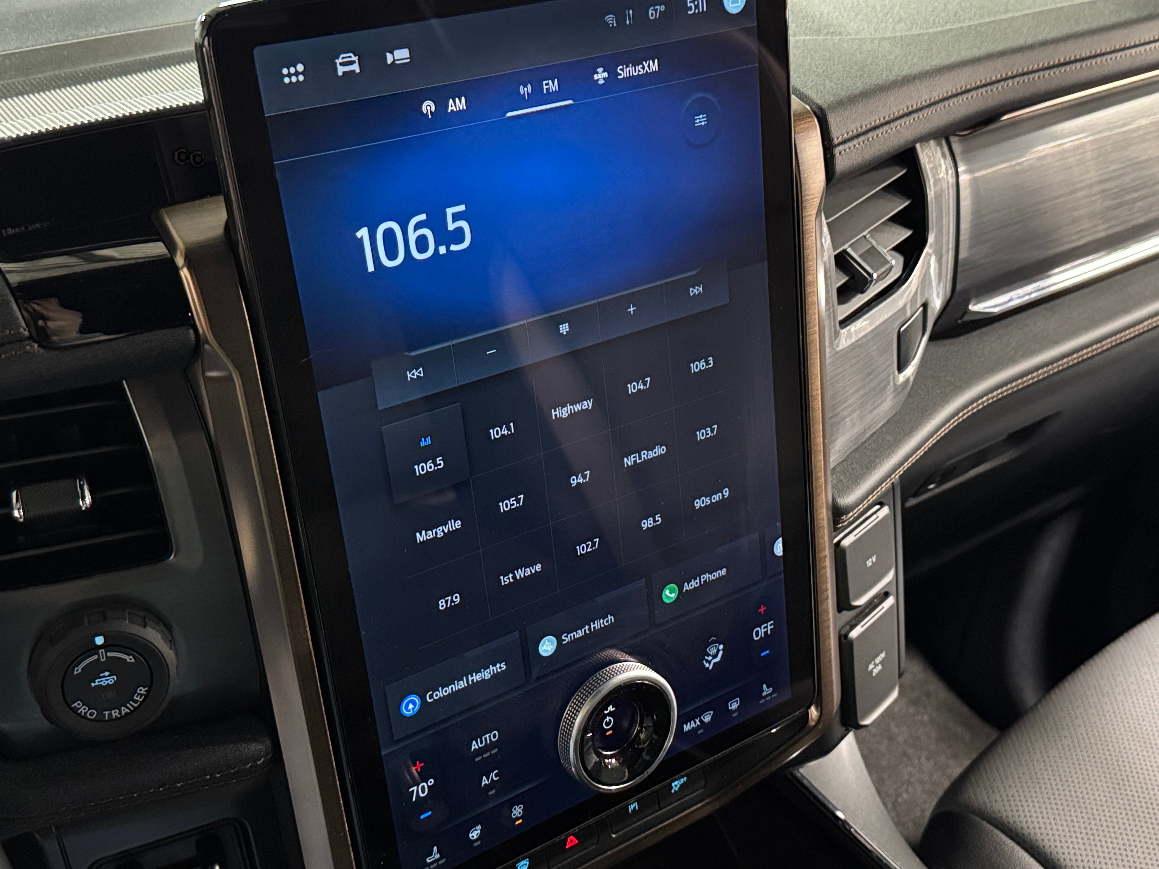 2022 Ford F-150 Lightning Lariat 4