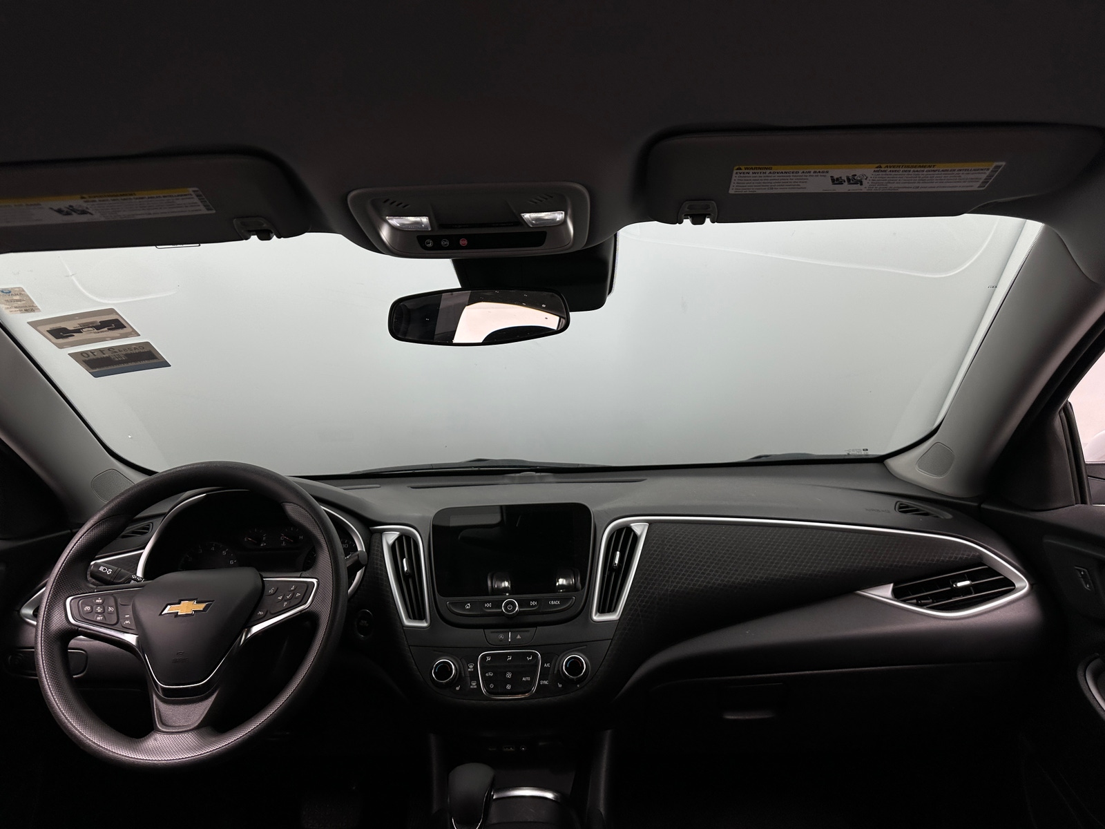 Thumbnail: 2023 Chevrolet Malibu - 3