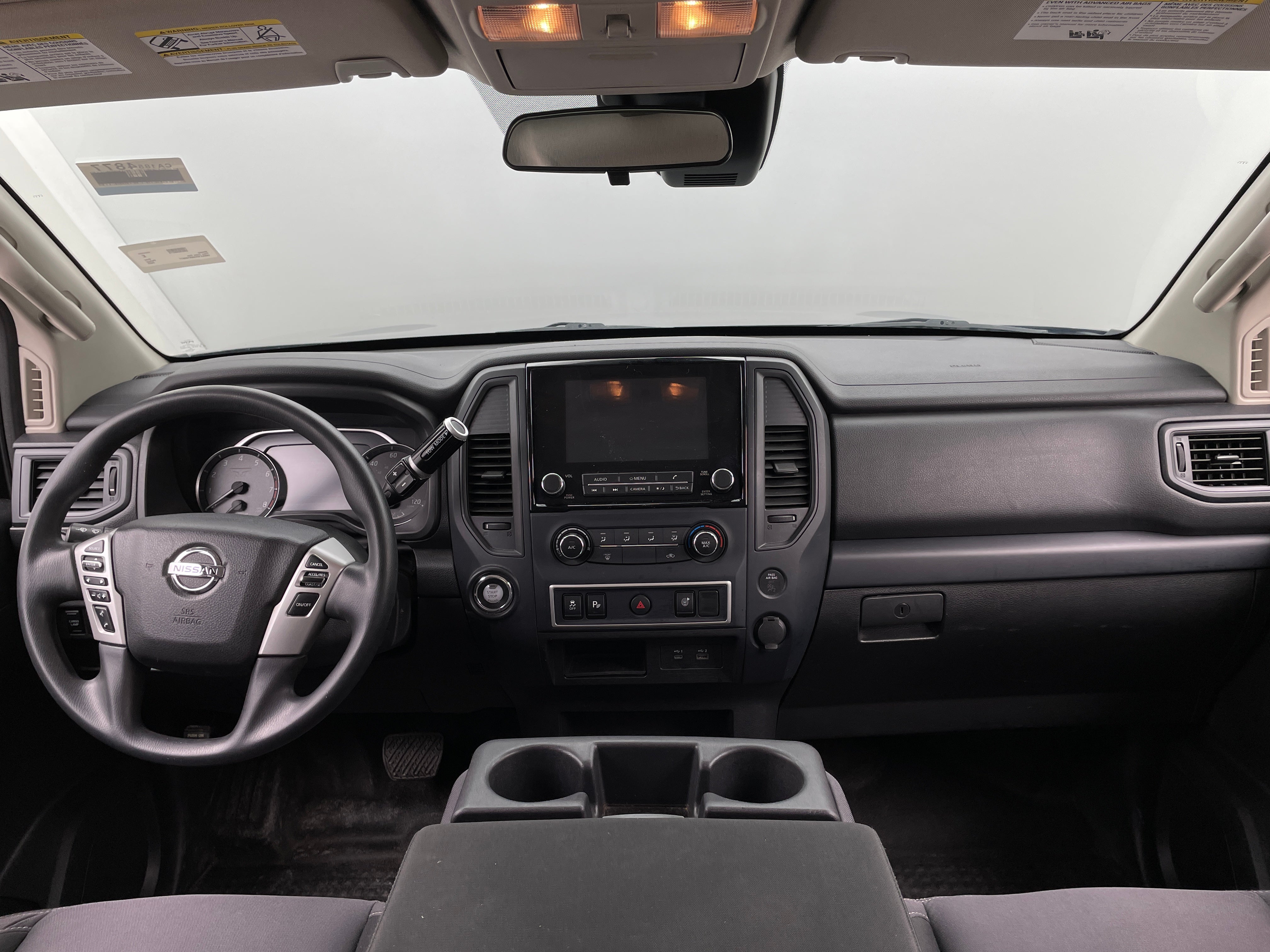 2022 Nissan Titan S 3