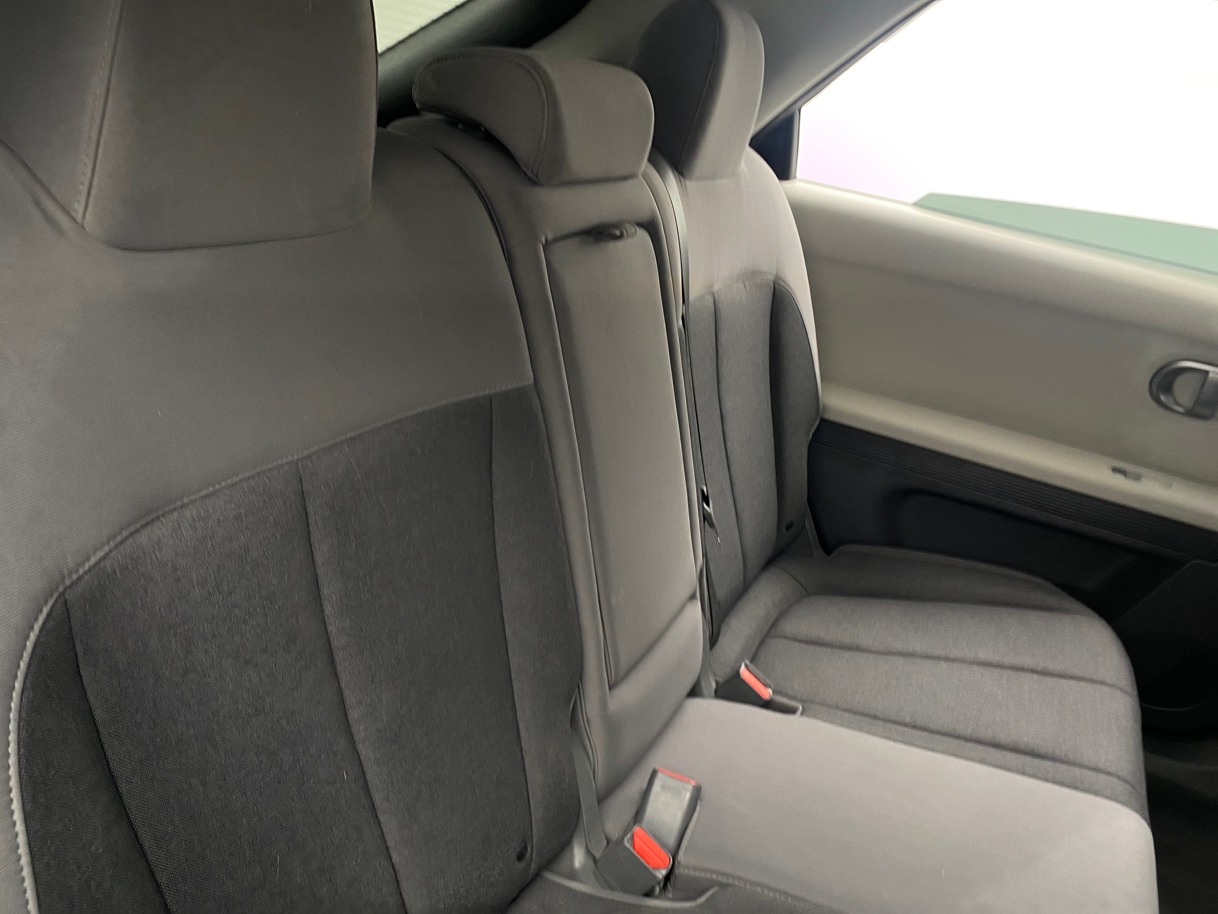 2022 Hyundai Ioniq 5 SE 6