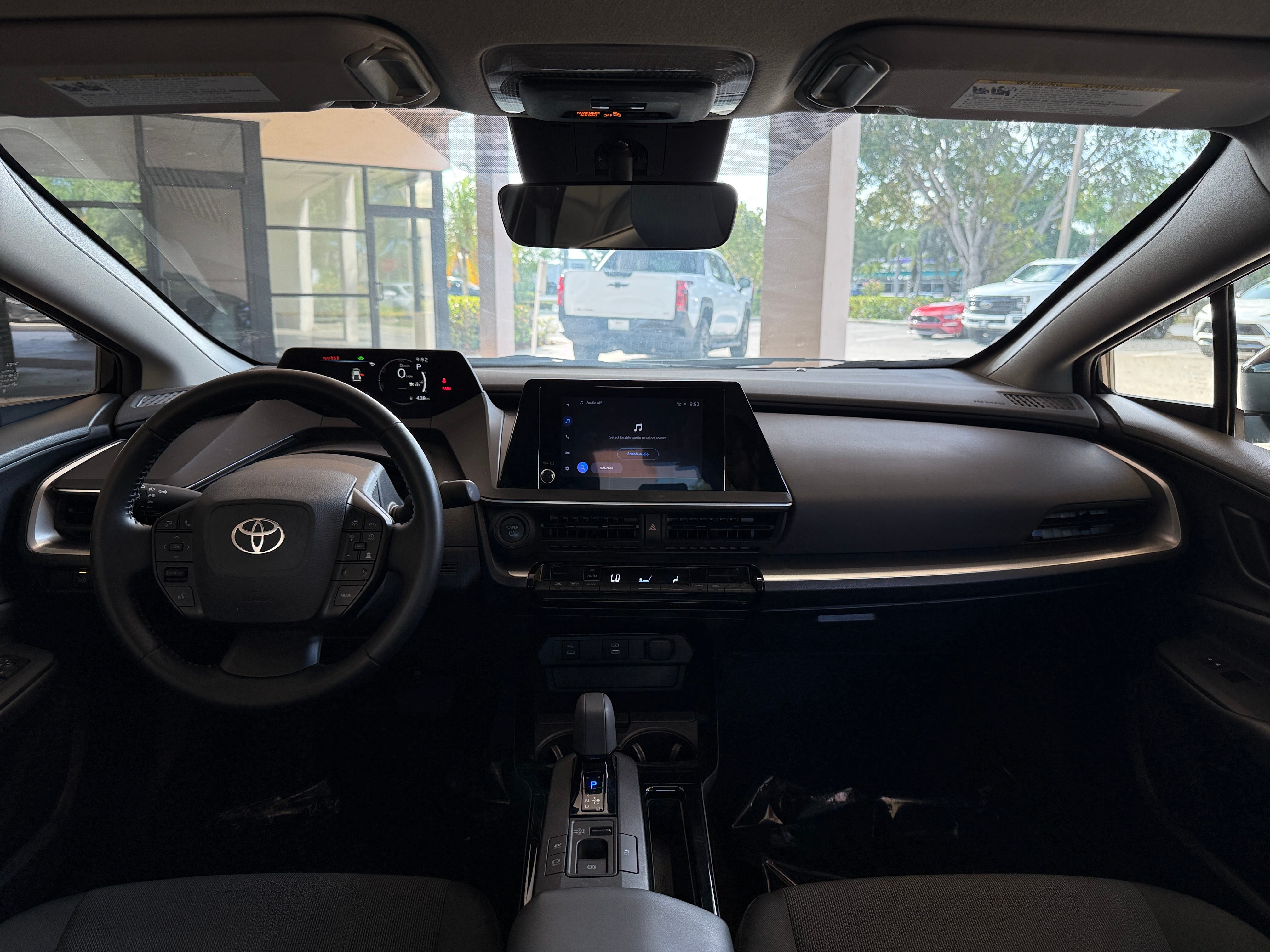 2024 Toyota Prius LE 3