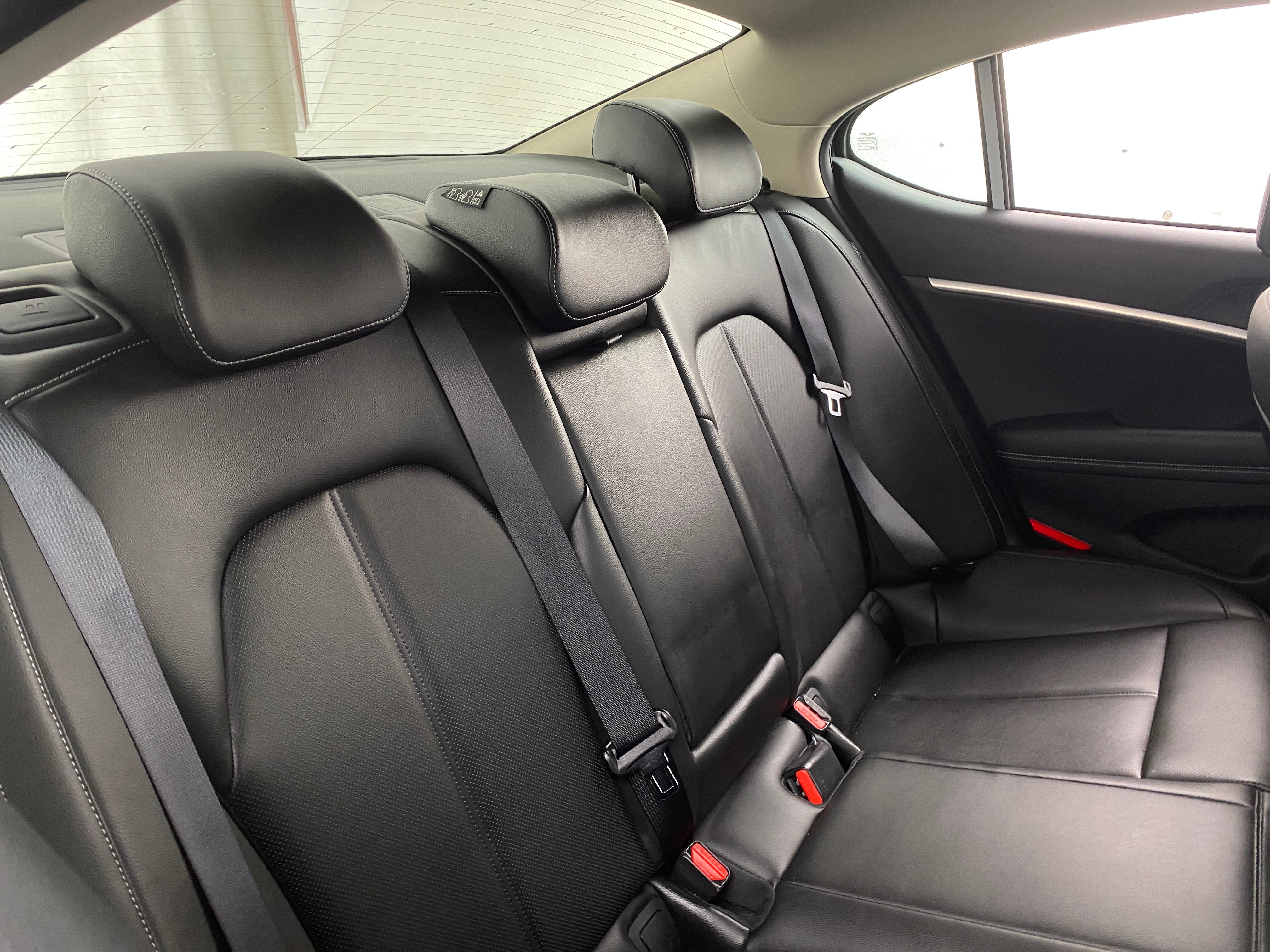 2024 Genesis G70 2.5T 6