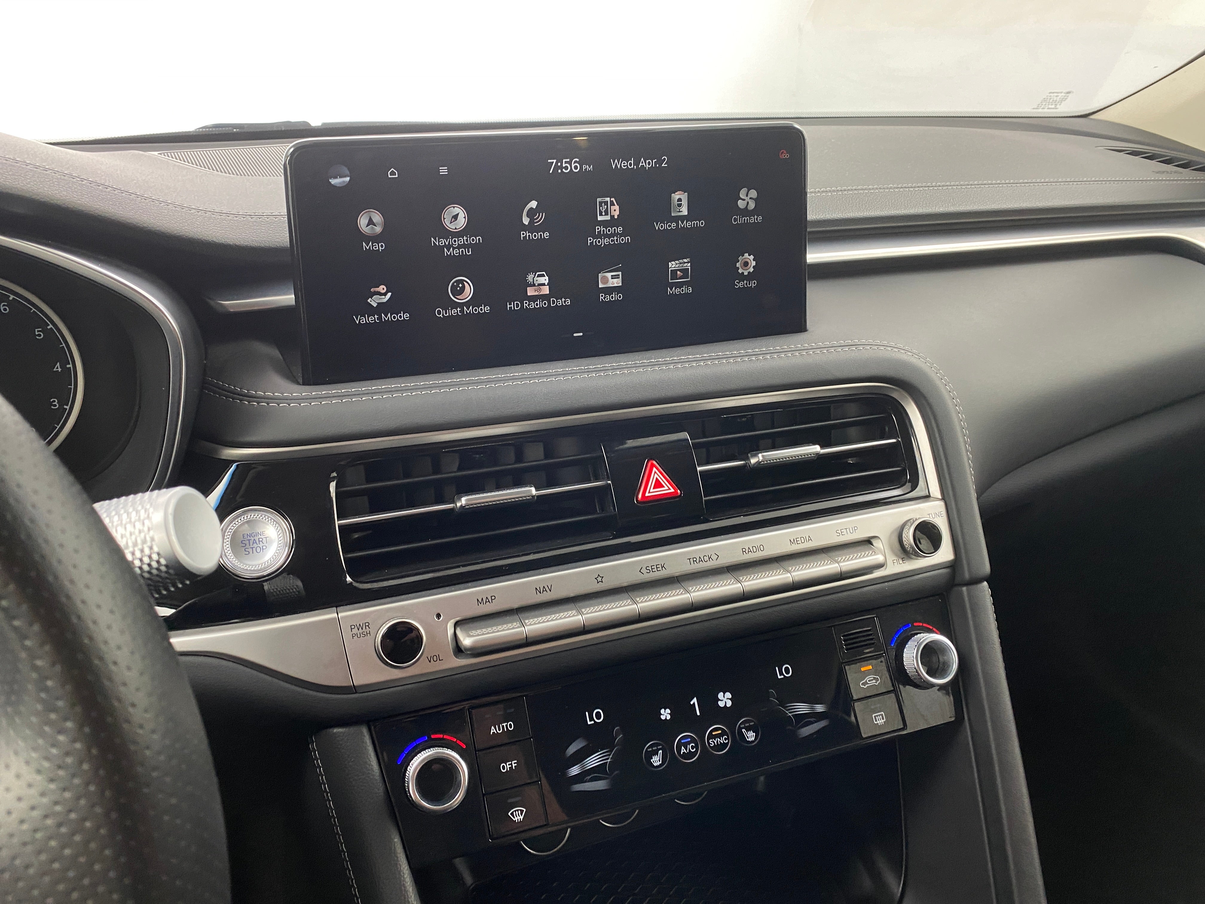 2024 Genesis G70 2.5T 4
