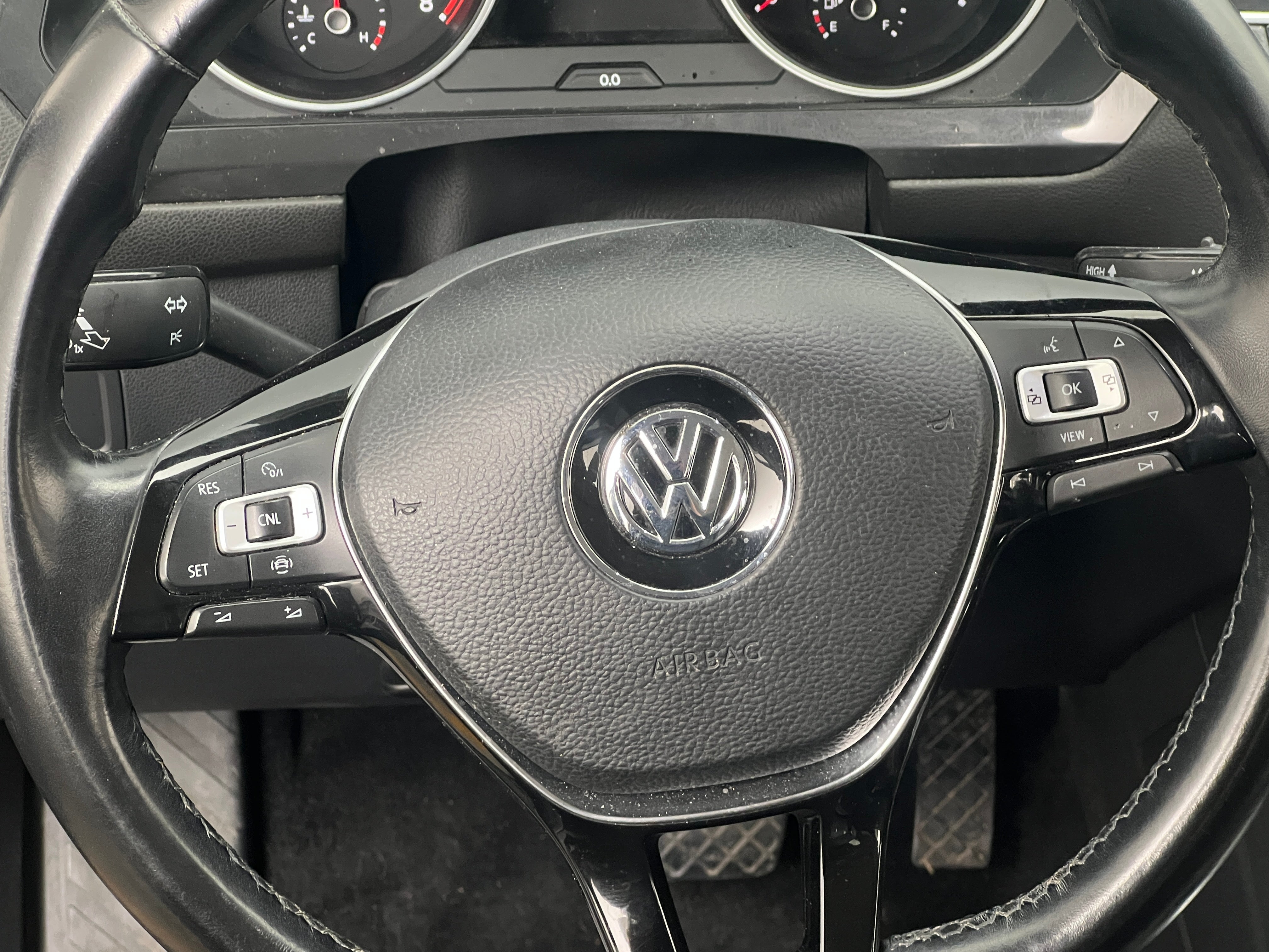 2019 Volkswagen Tiguan 2.0T 4