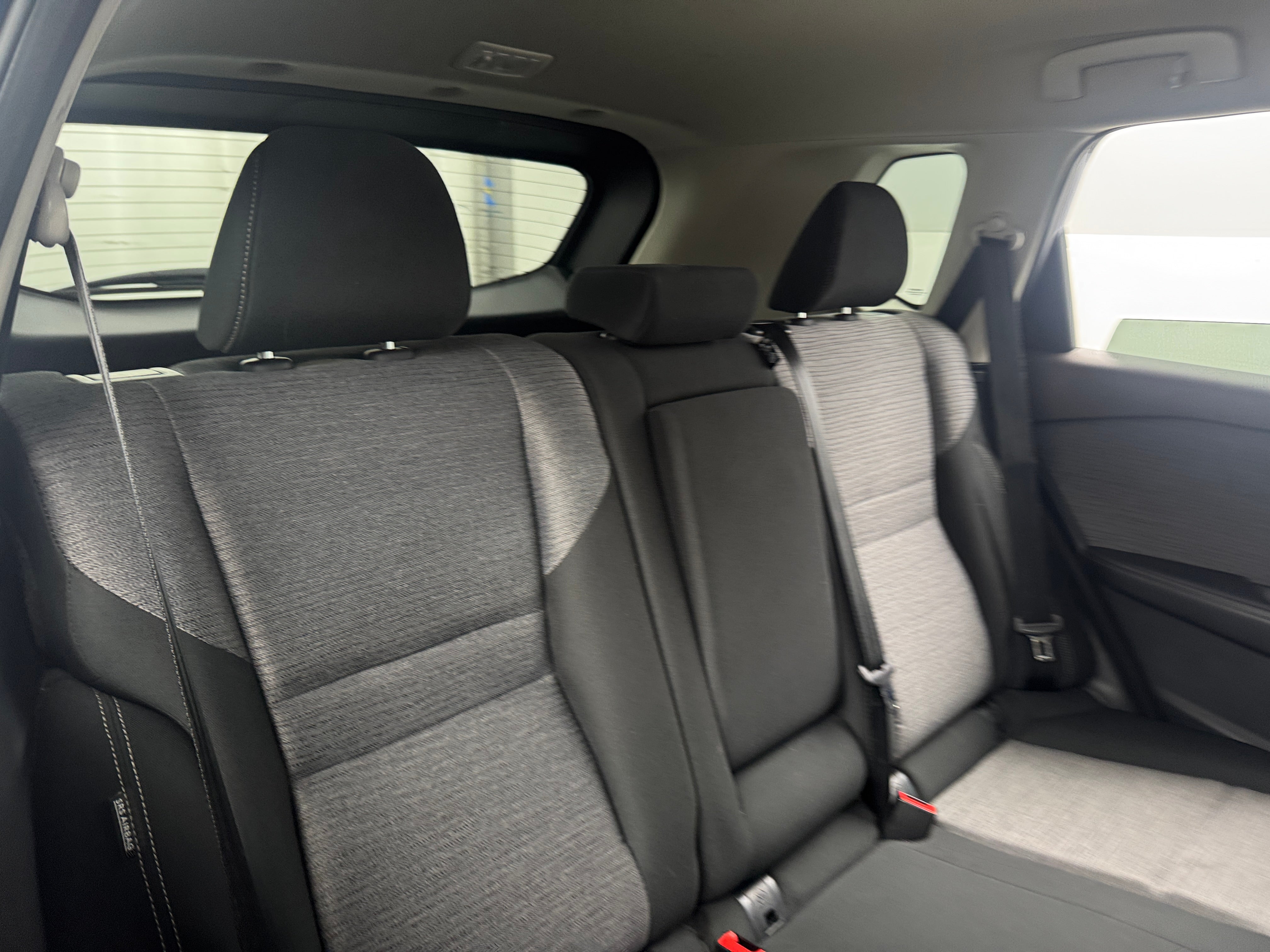 2023 Nissan Rogue SV 6