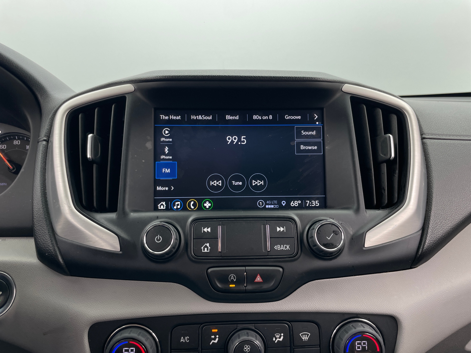 Thumbnail: 2022 GMC Terrain - 3