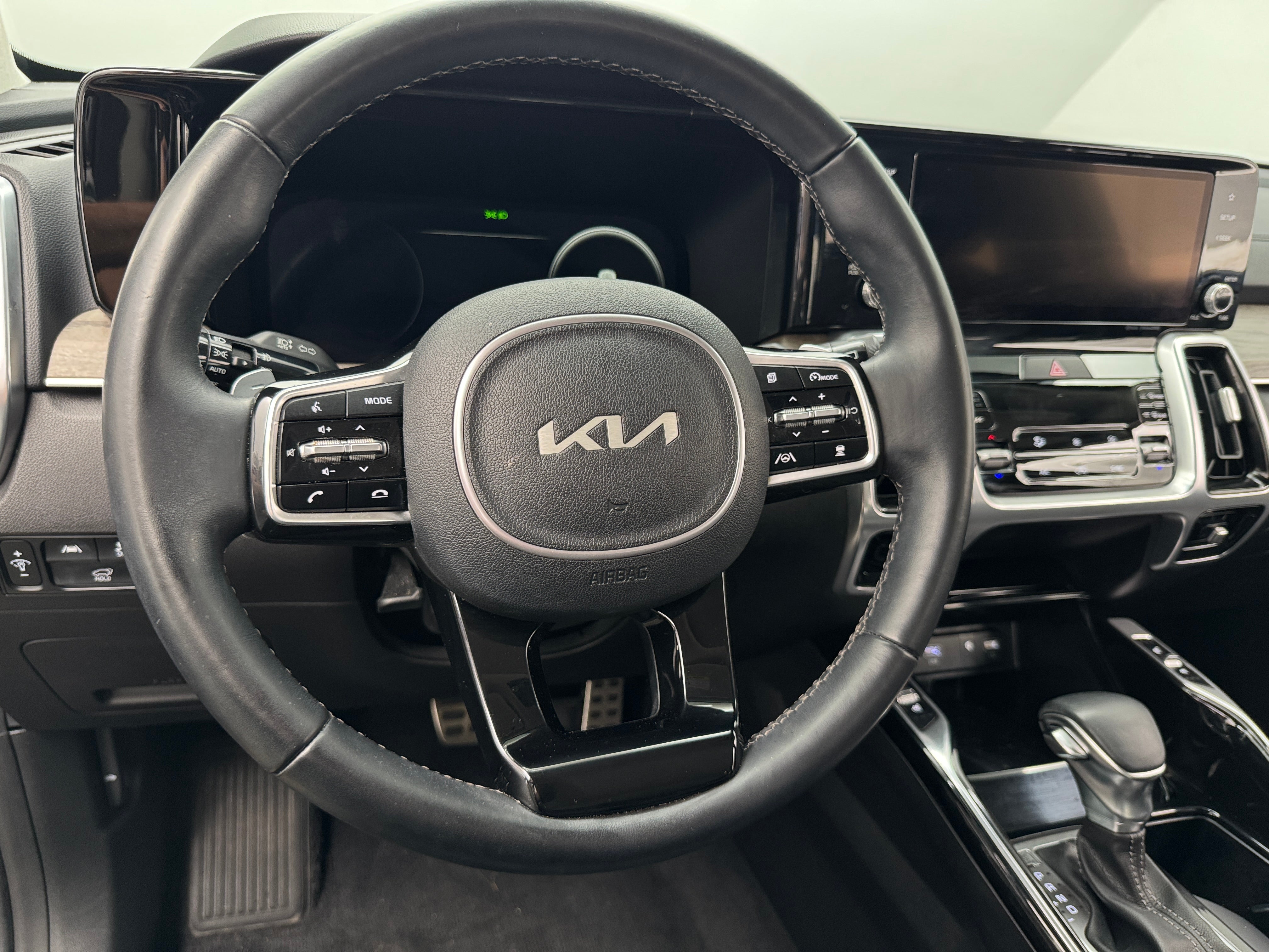 2022 Kia Sorento X-Line S 4