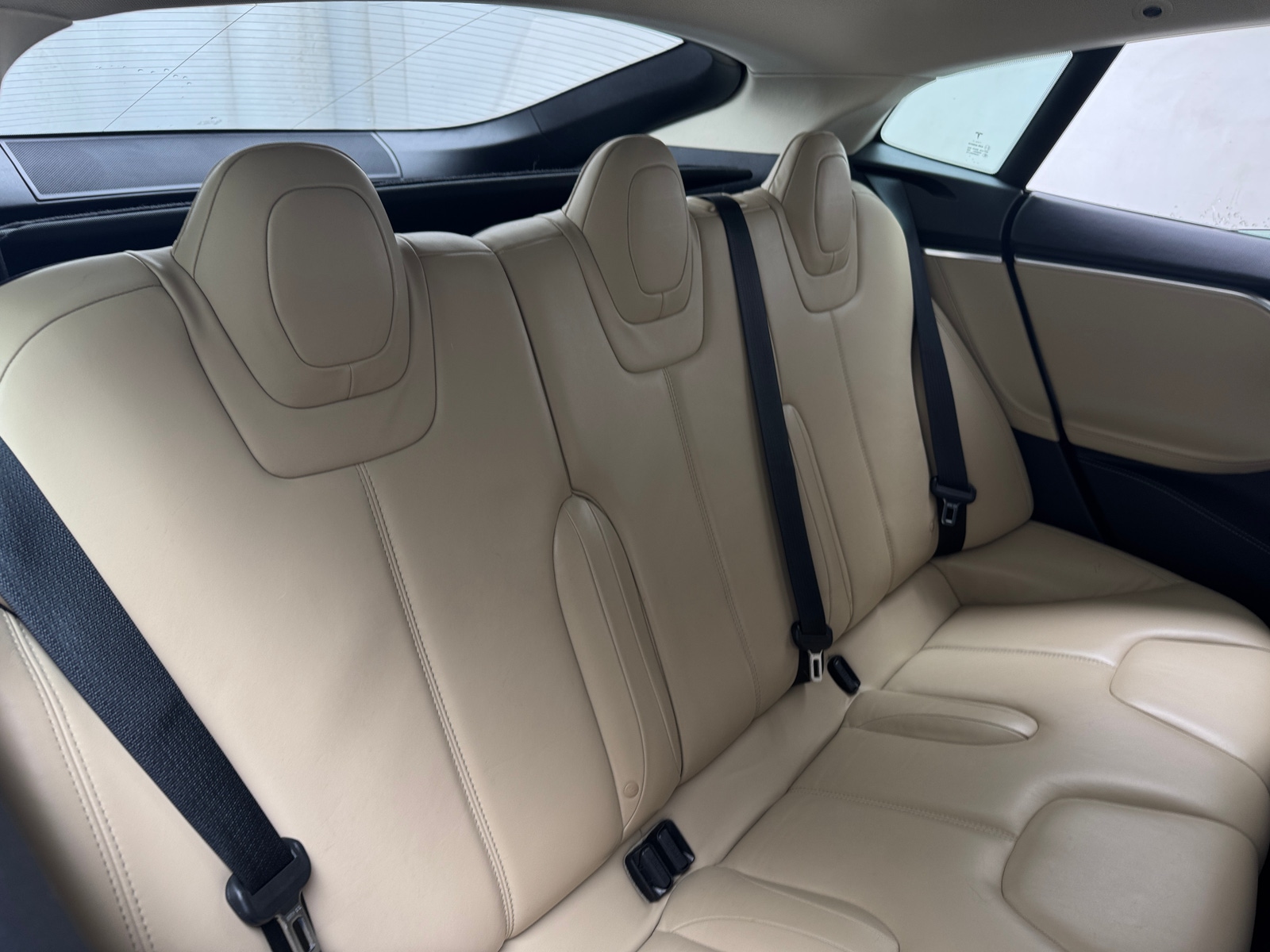 Thumbnail: 2014 Tesla Model S - 5