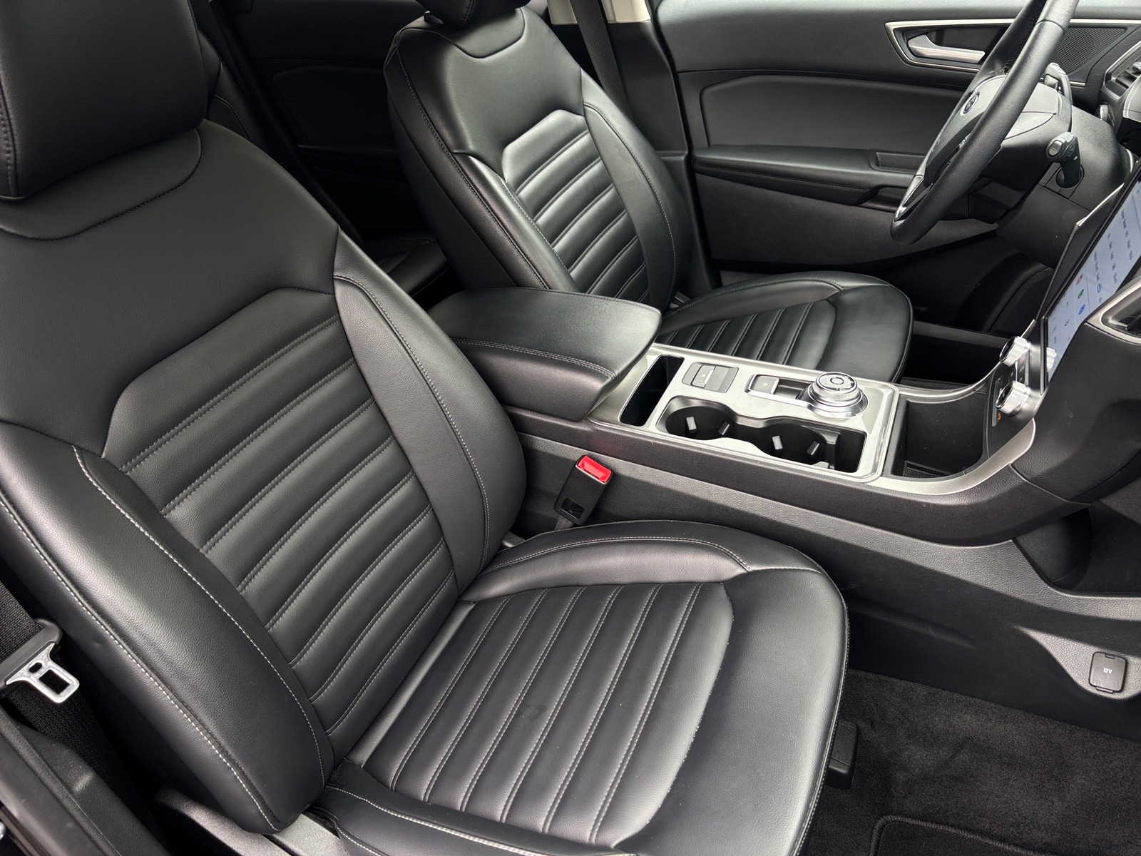 Thumbnail: 2024 Ford Edge - 2