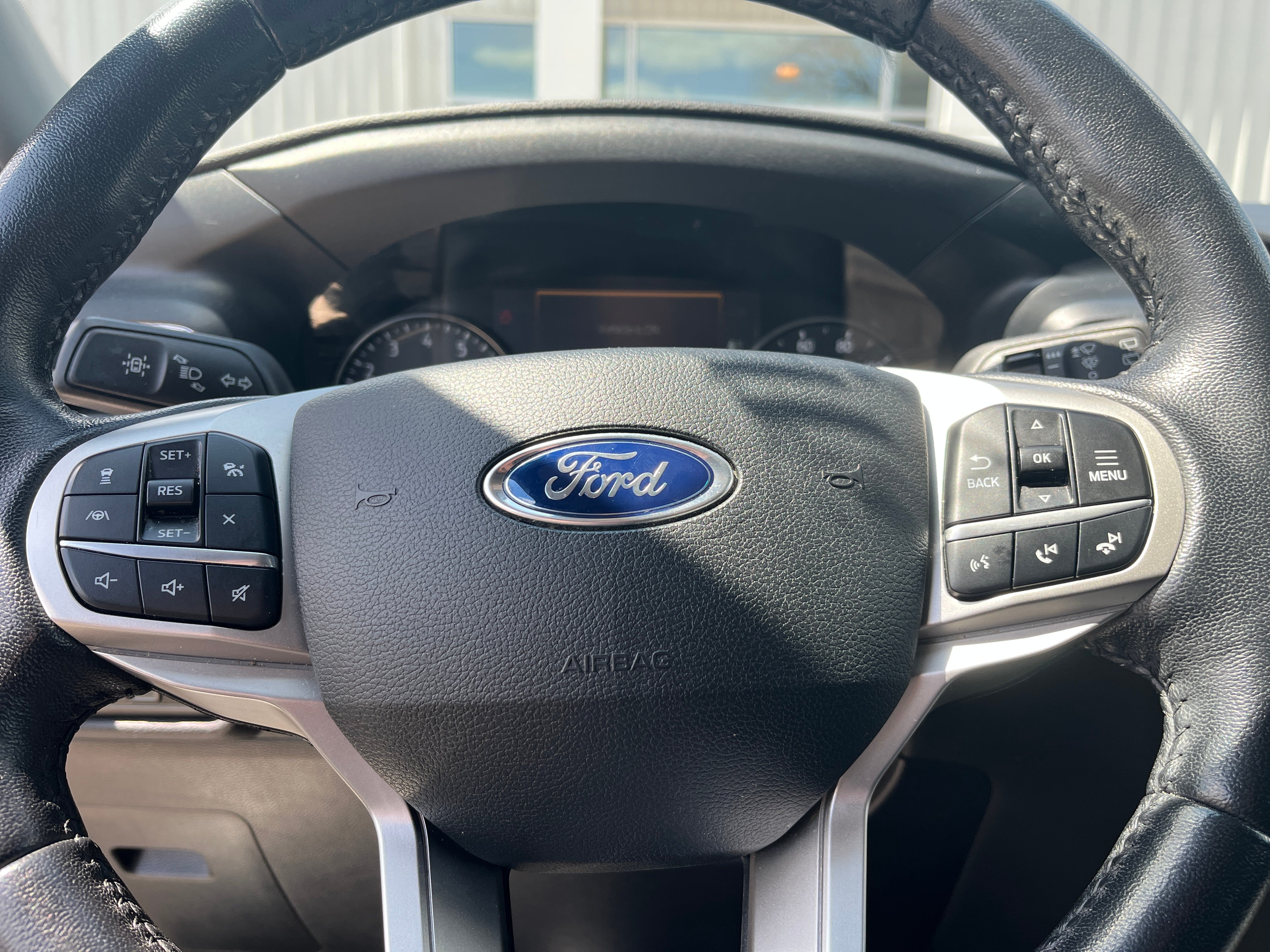 2021 Ford Explorer Limited 5