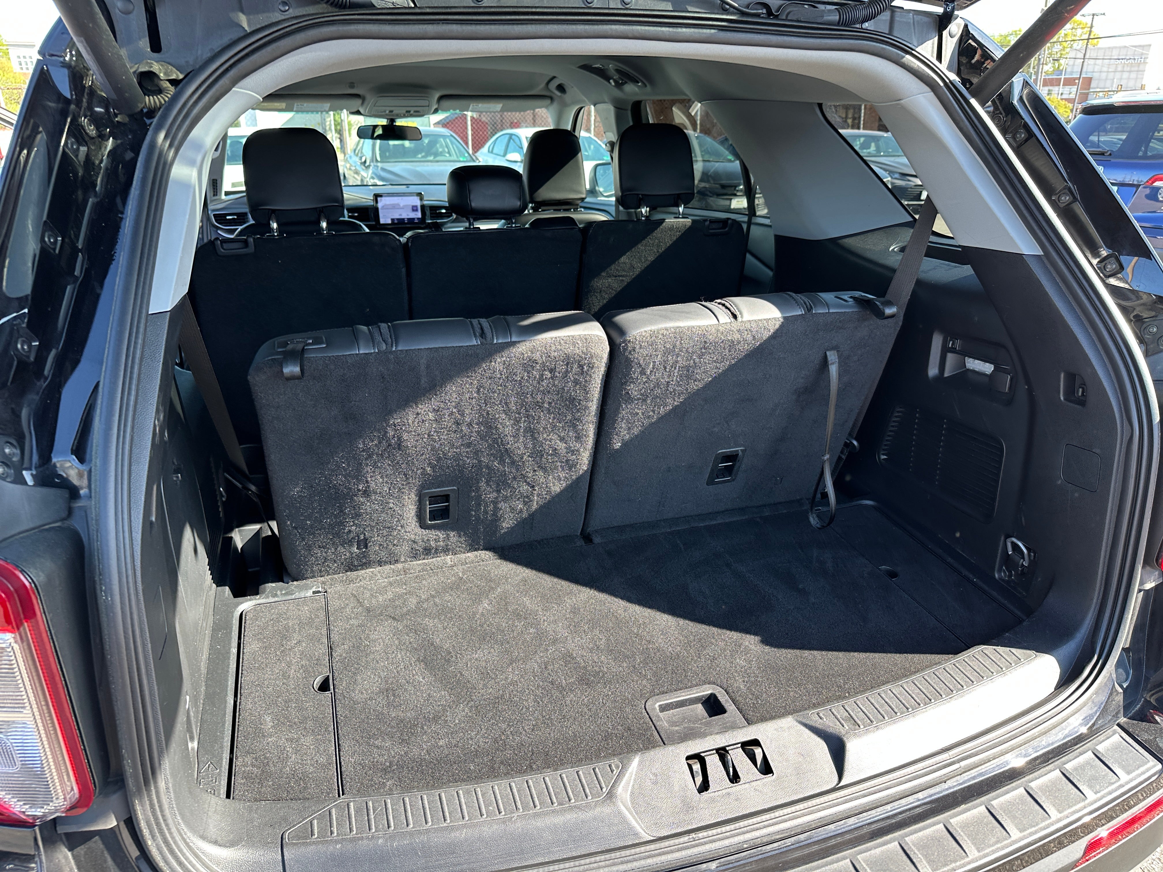 2024 Ford Explorer XLT 6