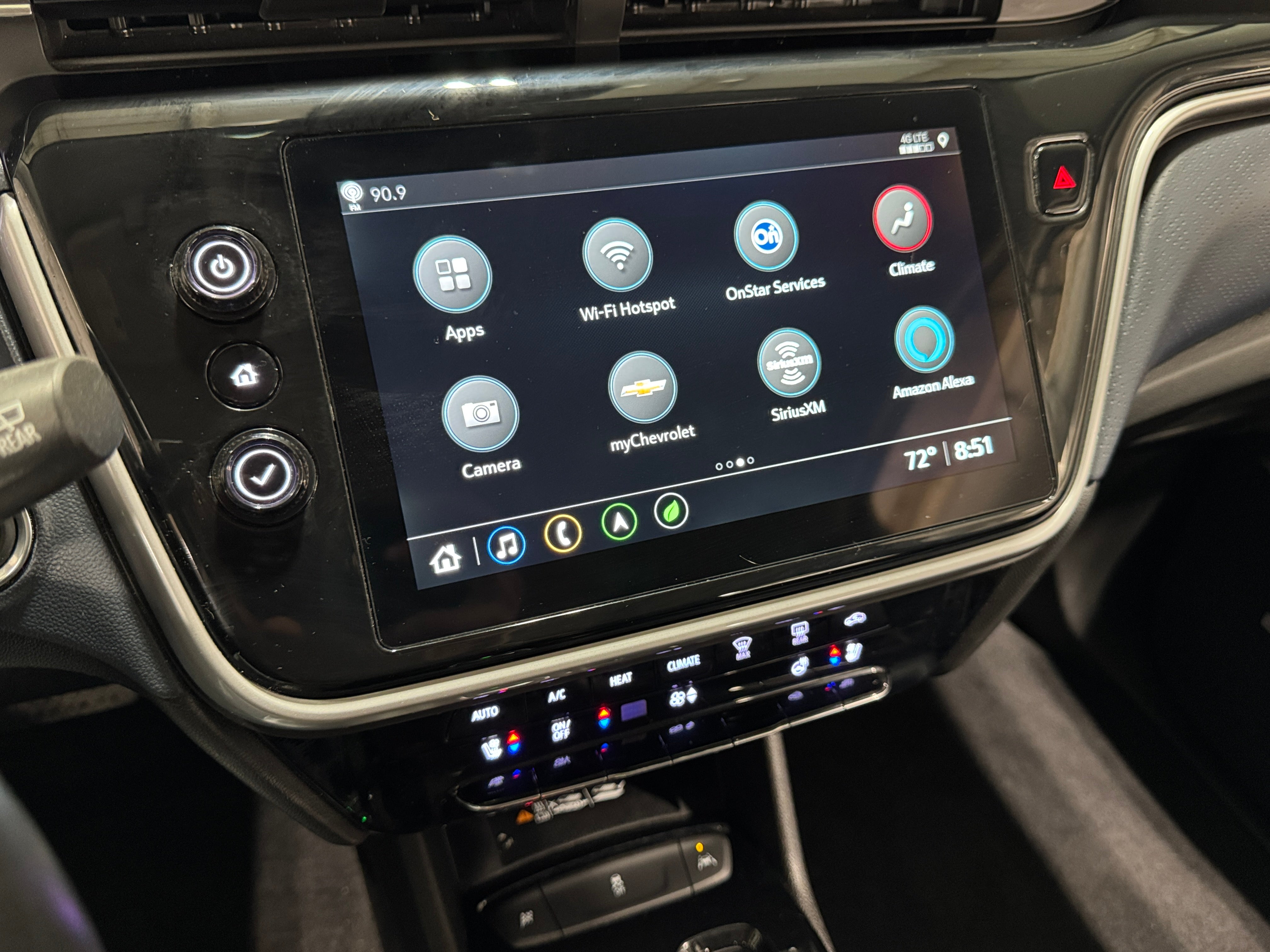 2023 Chevrolet Bolt EUV Premier 3