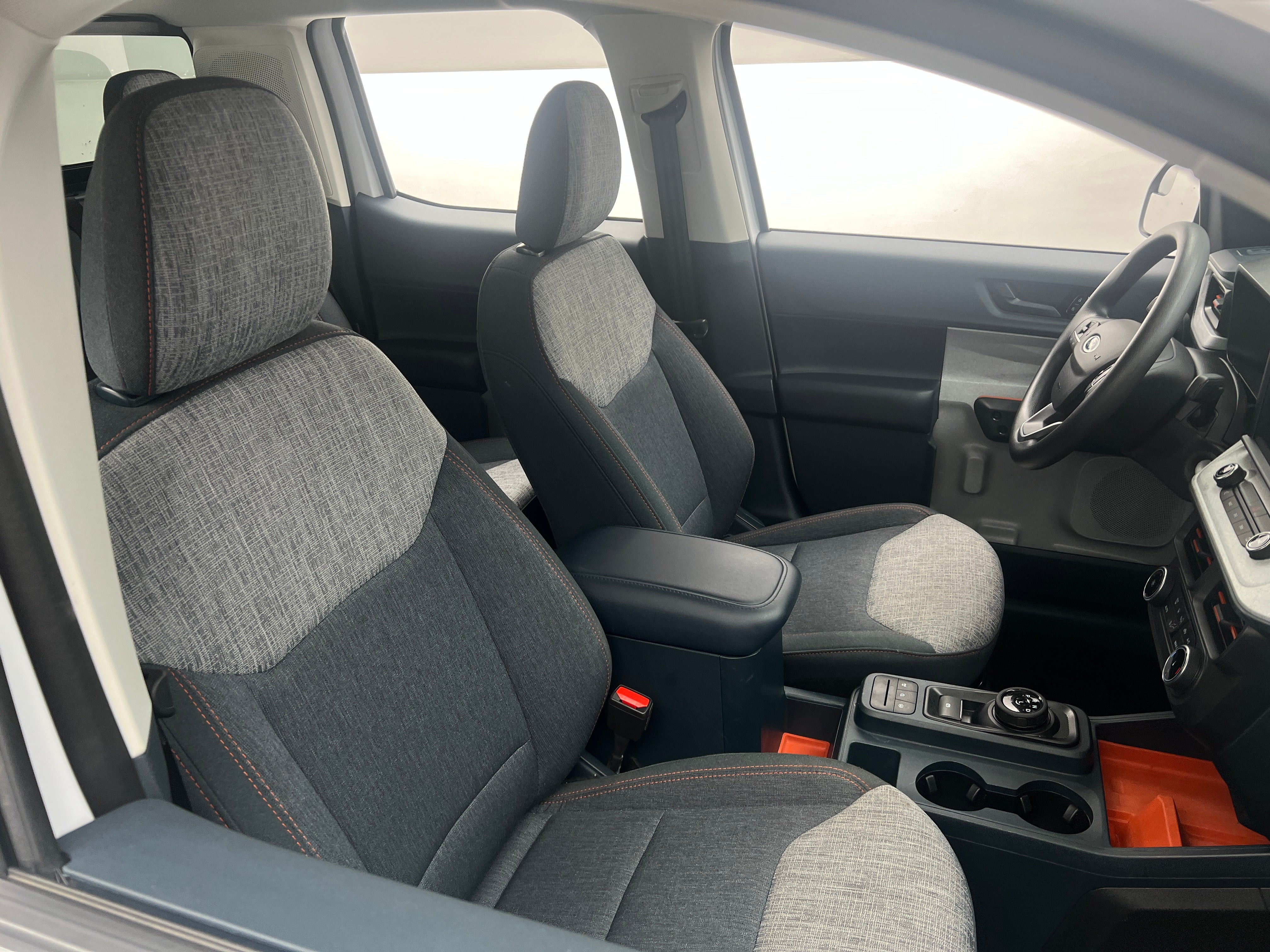 2023 Ford Maverick XLT 2