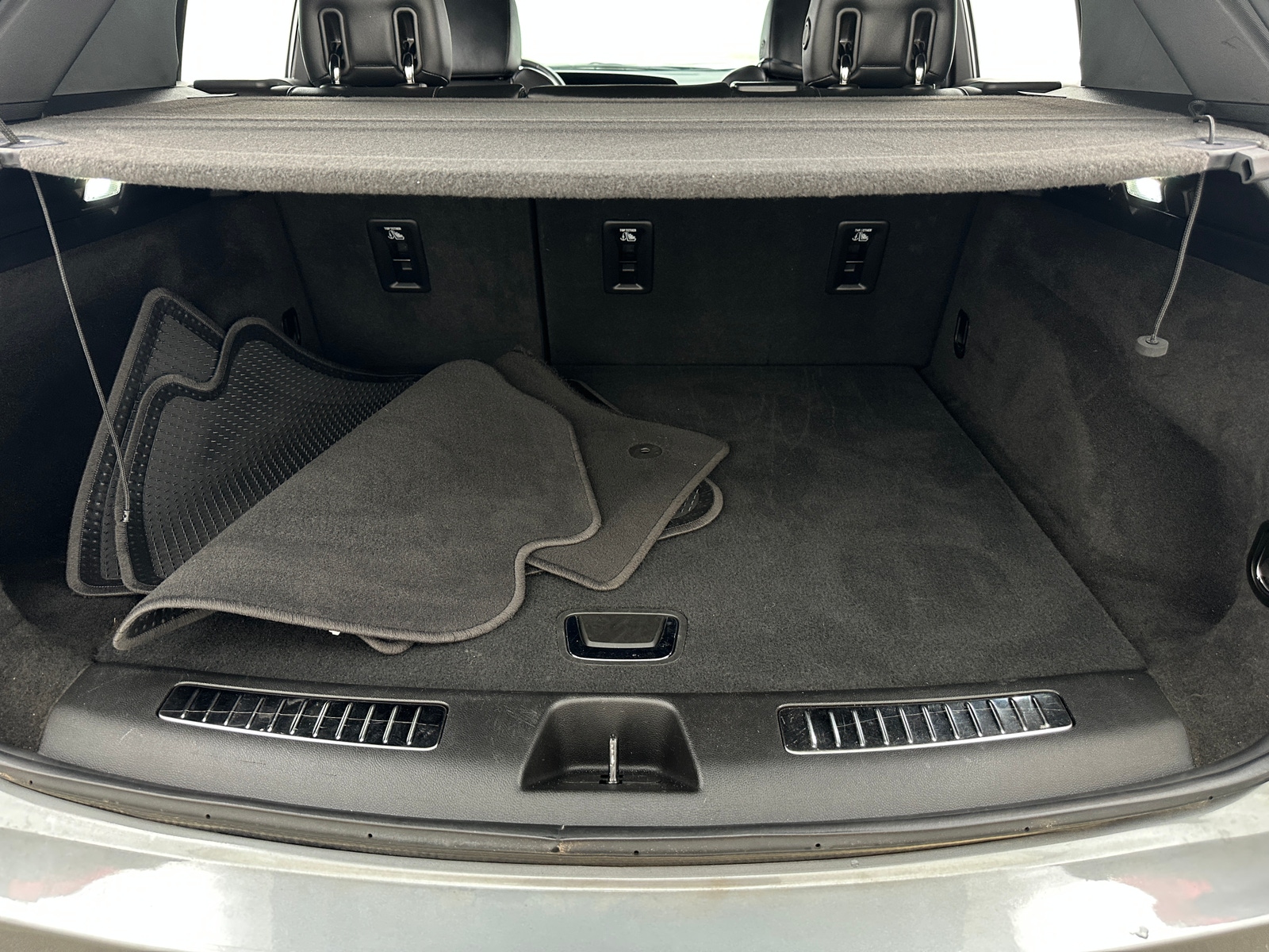 Thumbnail: 2024 Cadillac XT4 - 6