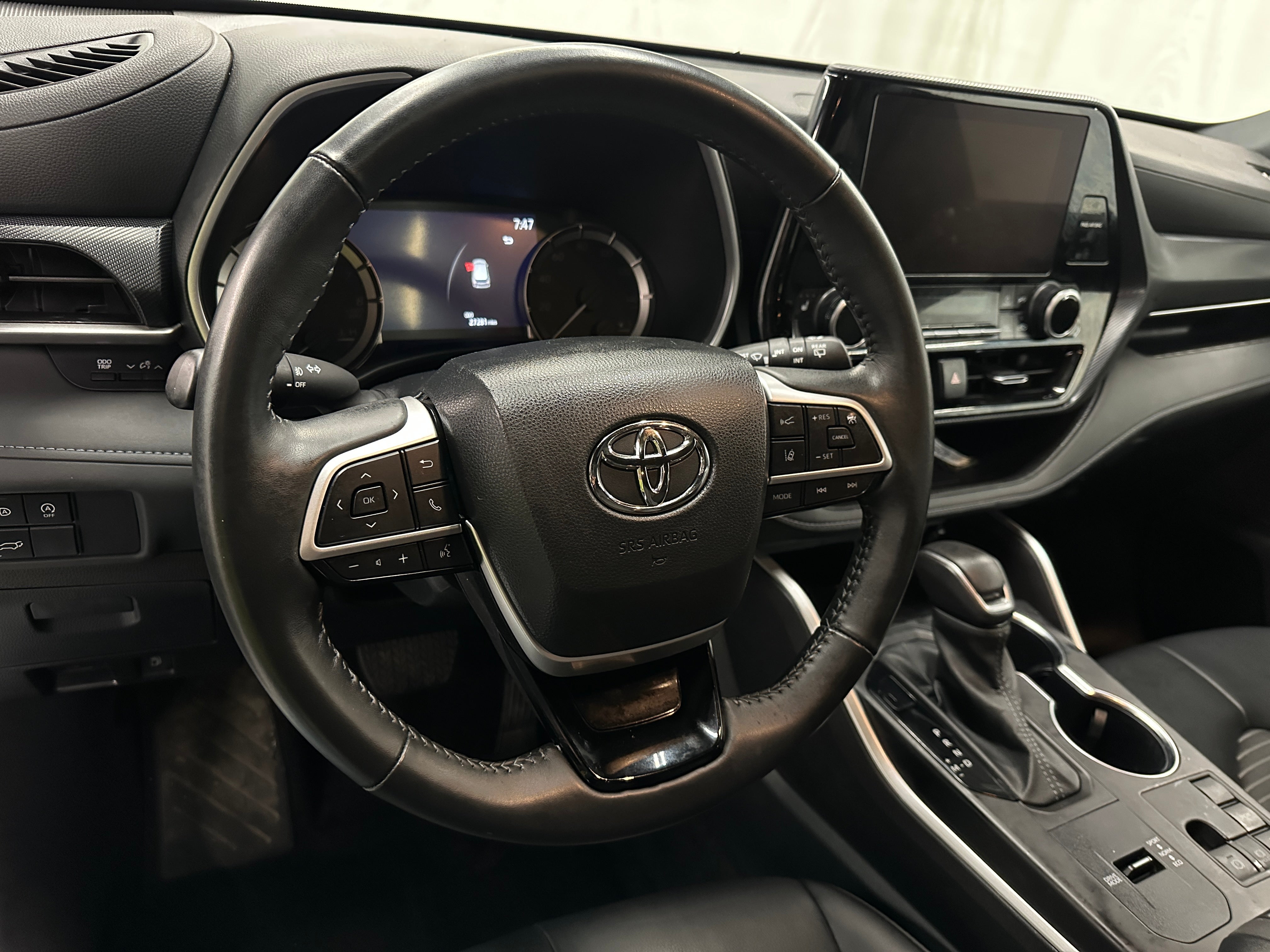 2024 Toyota Highlander XSE 4