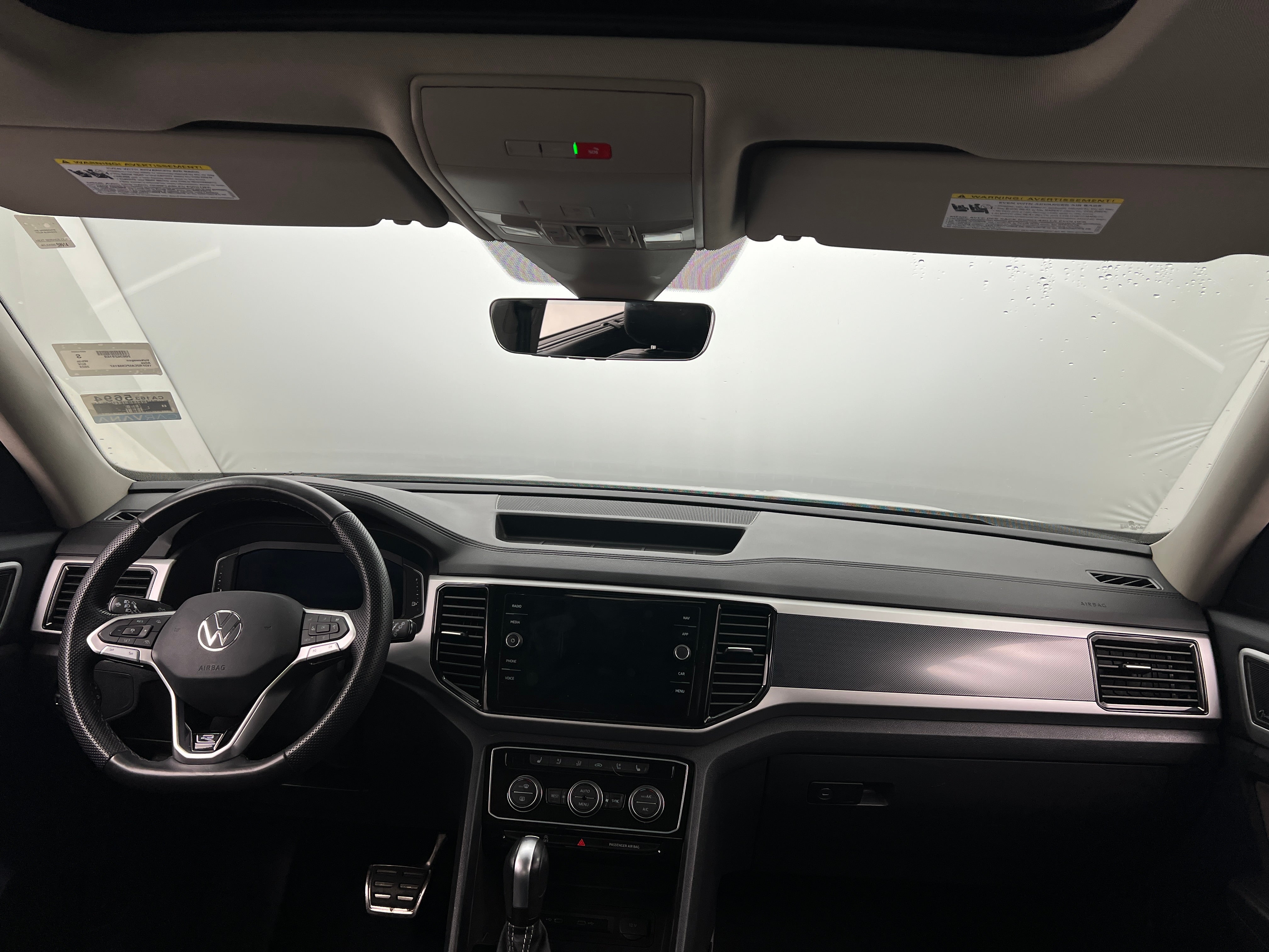 2023 Volkswagen Atlas SEL 2