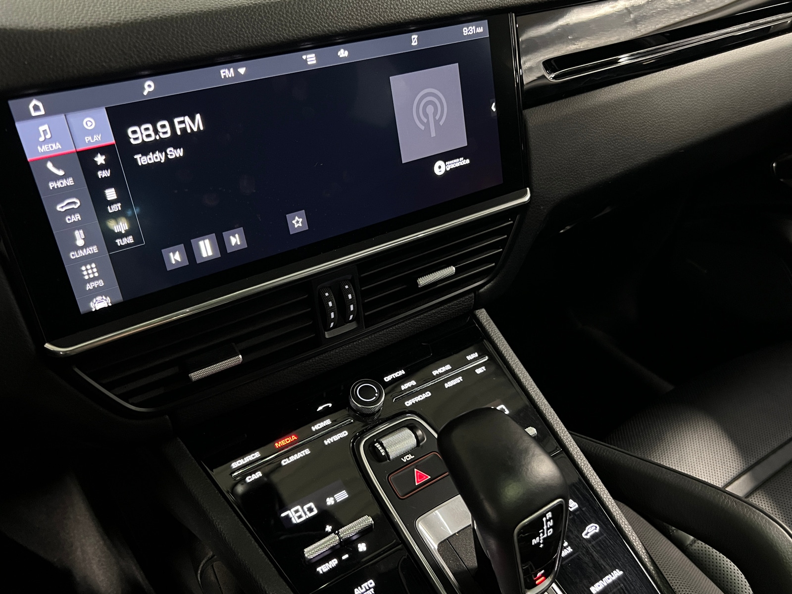 Thumbnail: 2020 Porsche Cayenne - 4