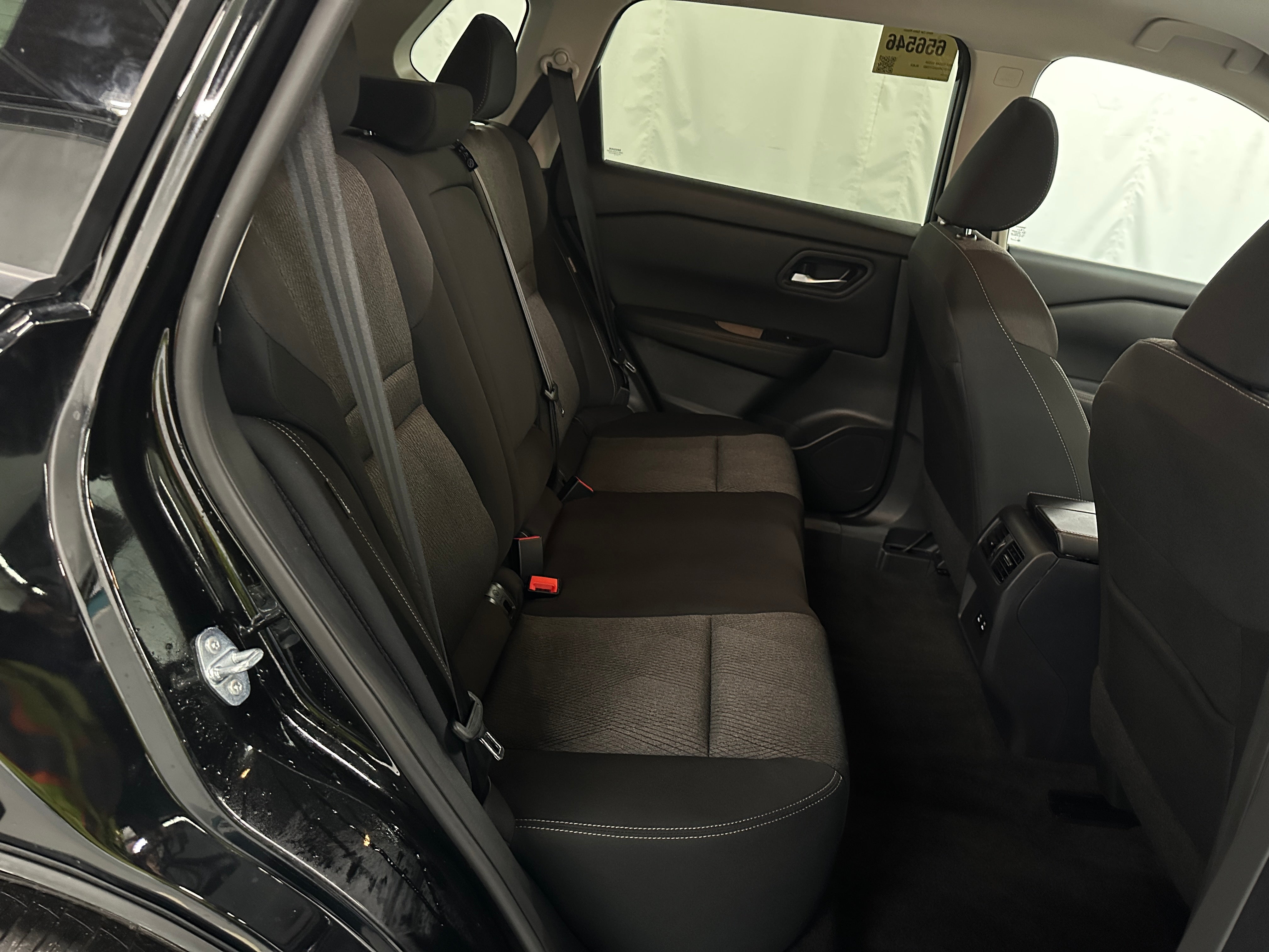 2024 Nissan Rogue SV 6