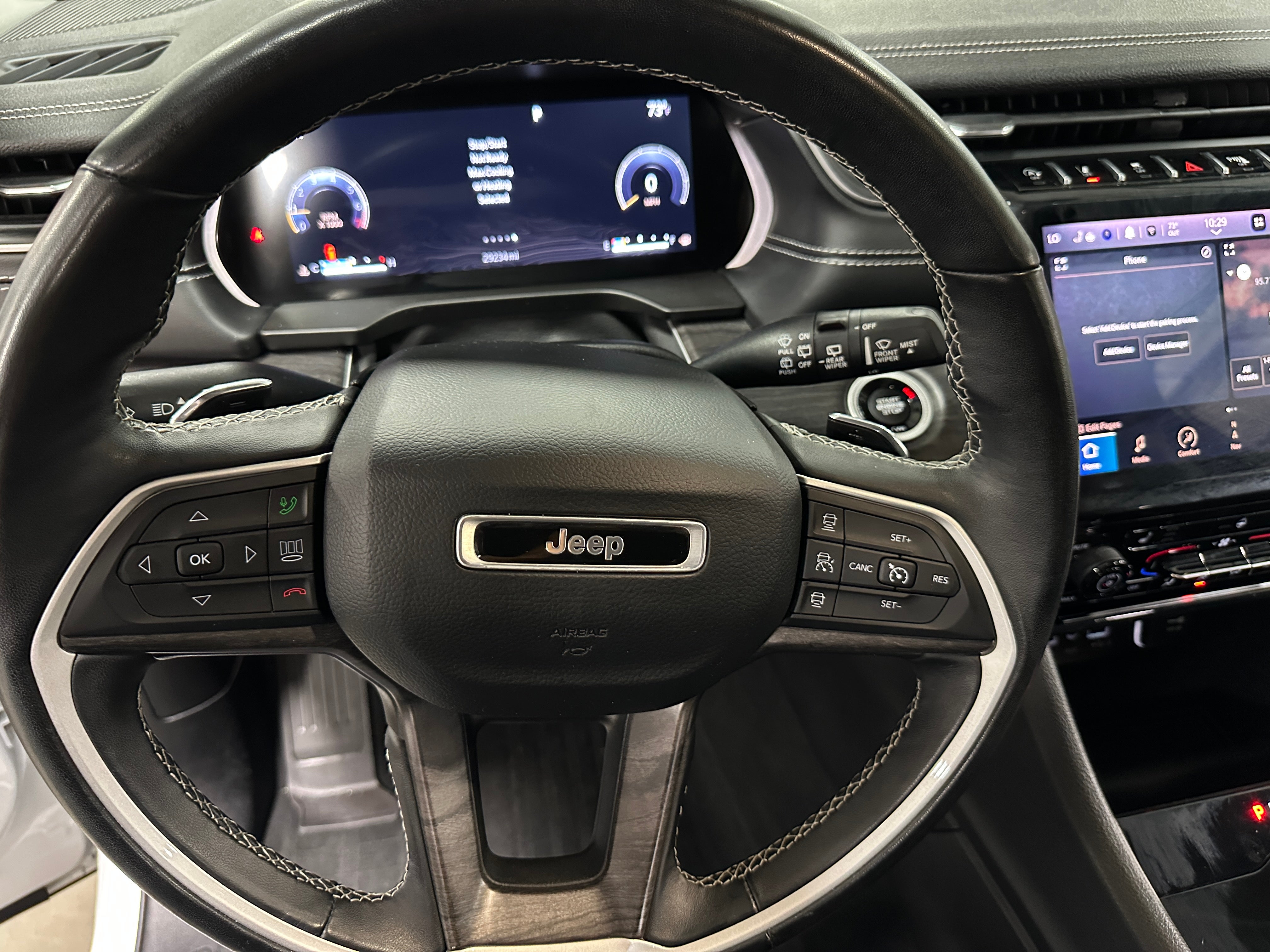 2022 Jeep Grand Cherokee L Limited Edition 4