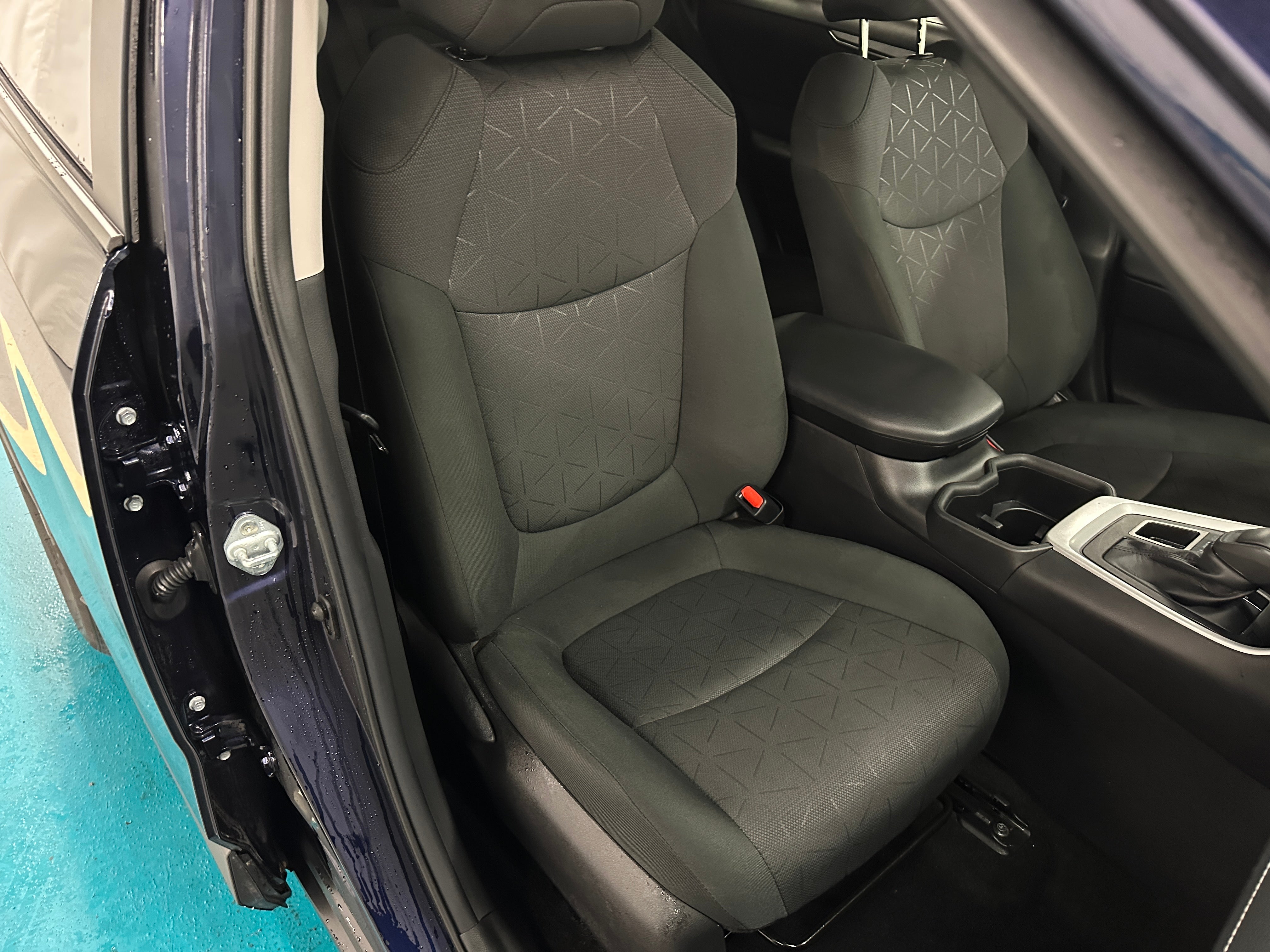 2024 Toyota RAV4 XLE 2