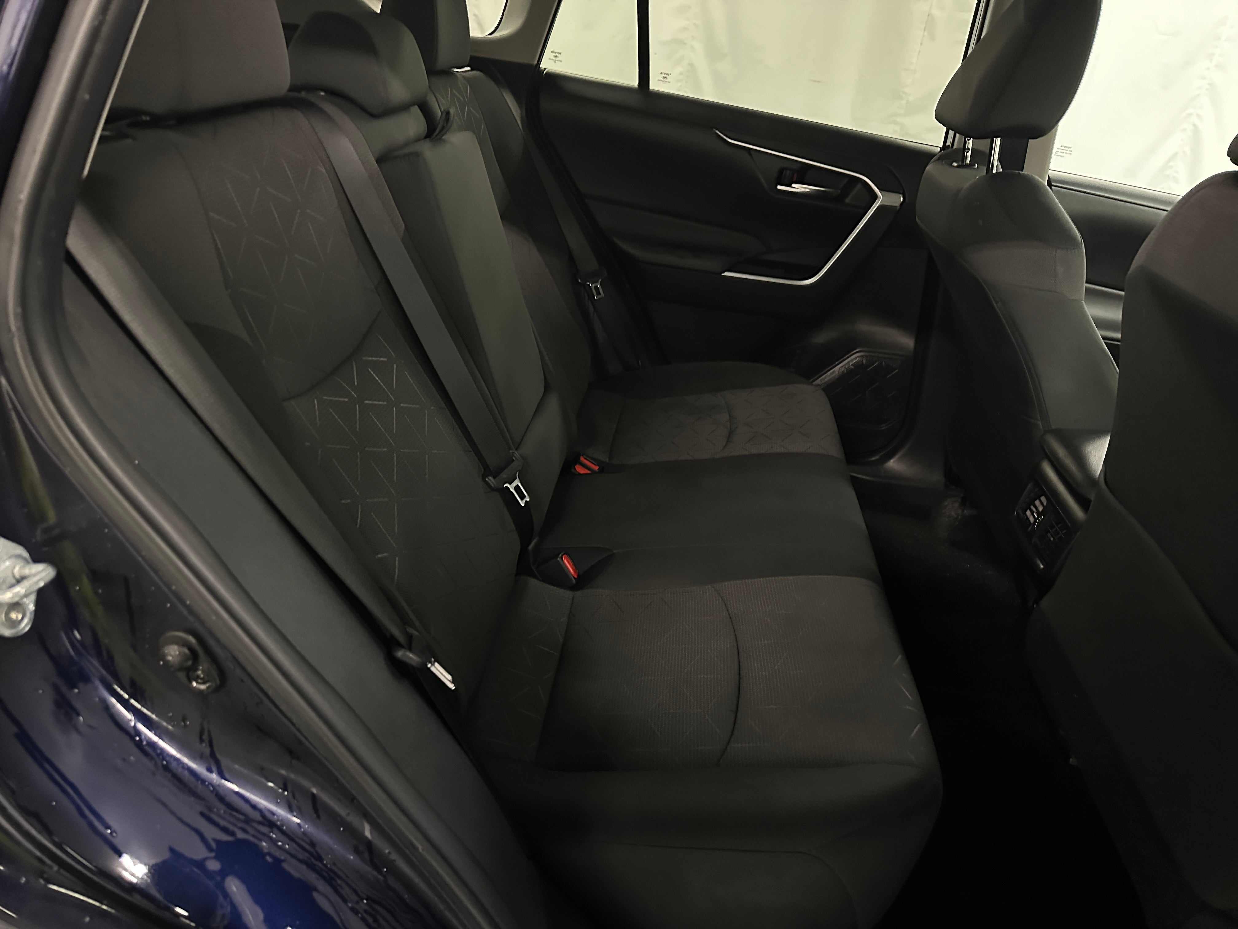 2024 Toyota RAV4 XLE 6