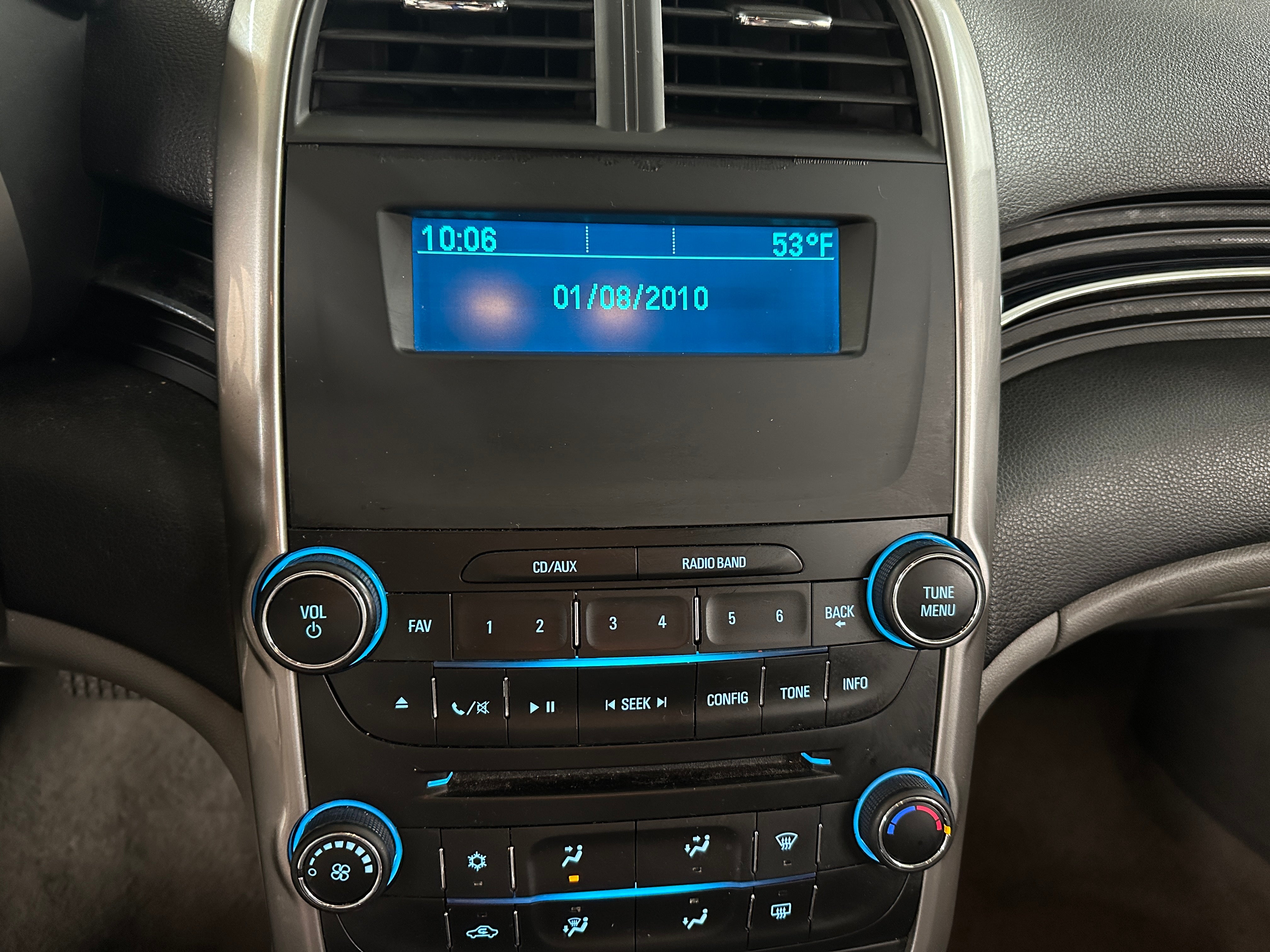 2015 Chevrolet Malibu LS 4