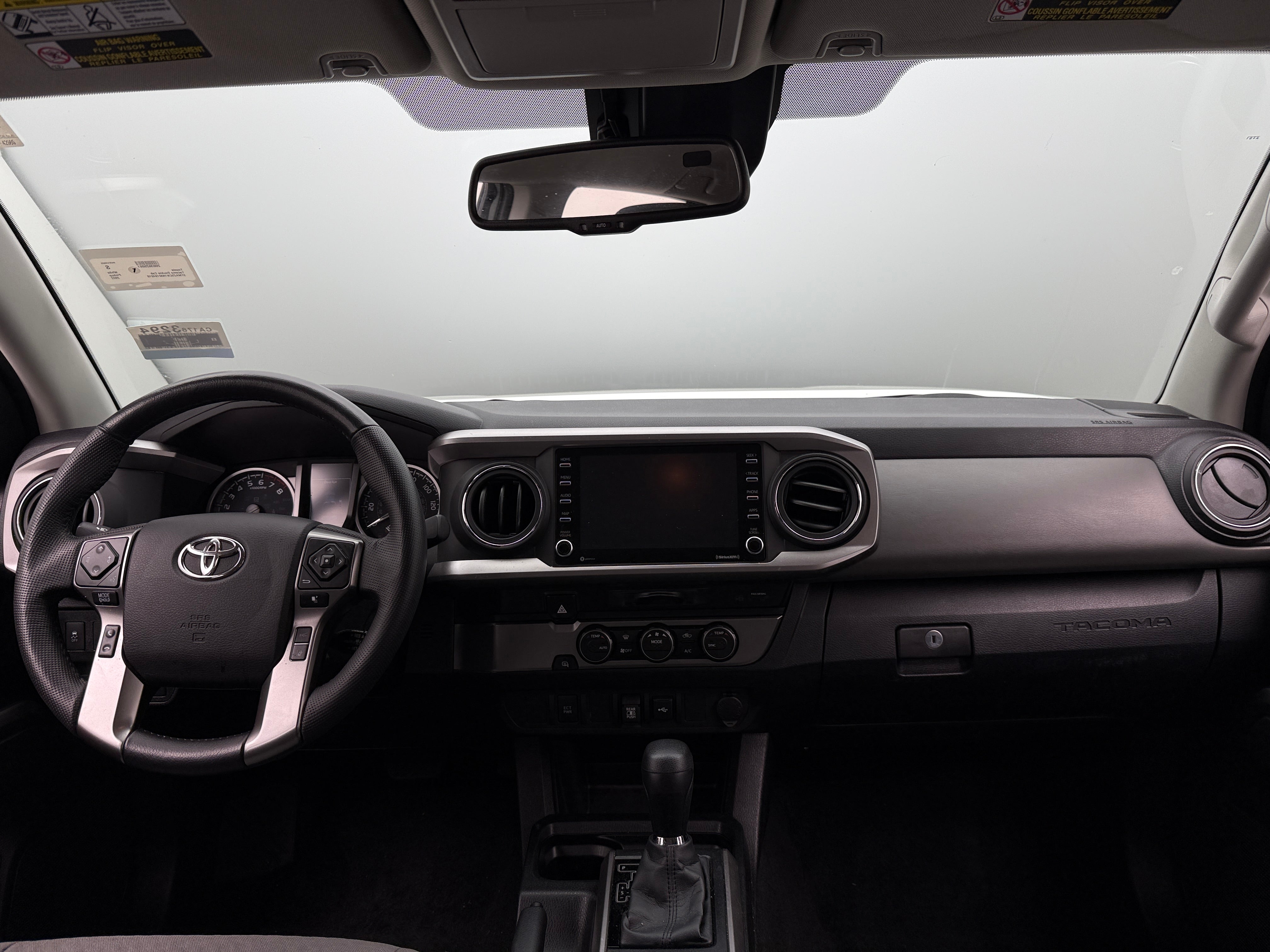 2022 Toyota Tacoma SR5 3