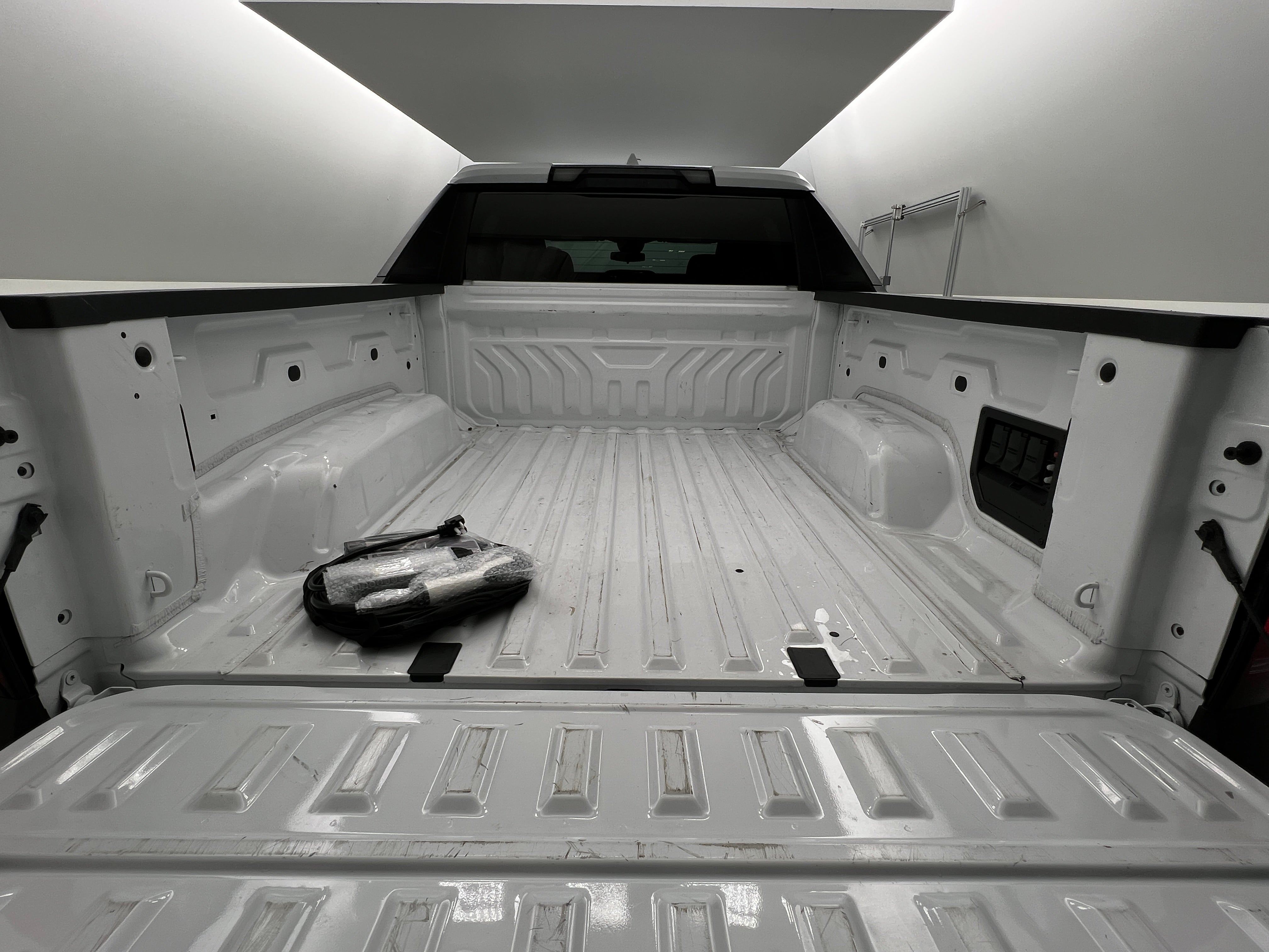 2024 Chevrolet Silverado EV Work Truck 7